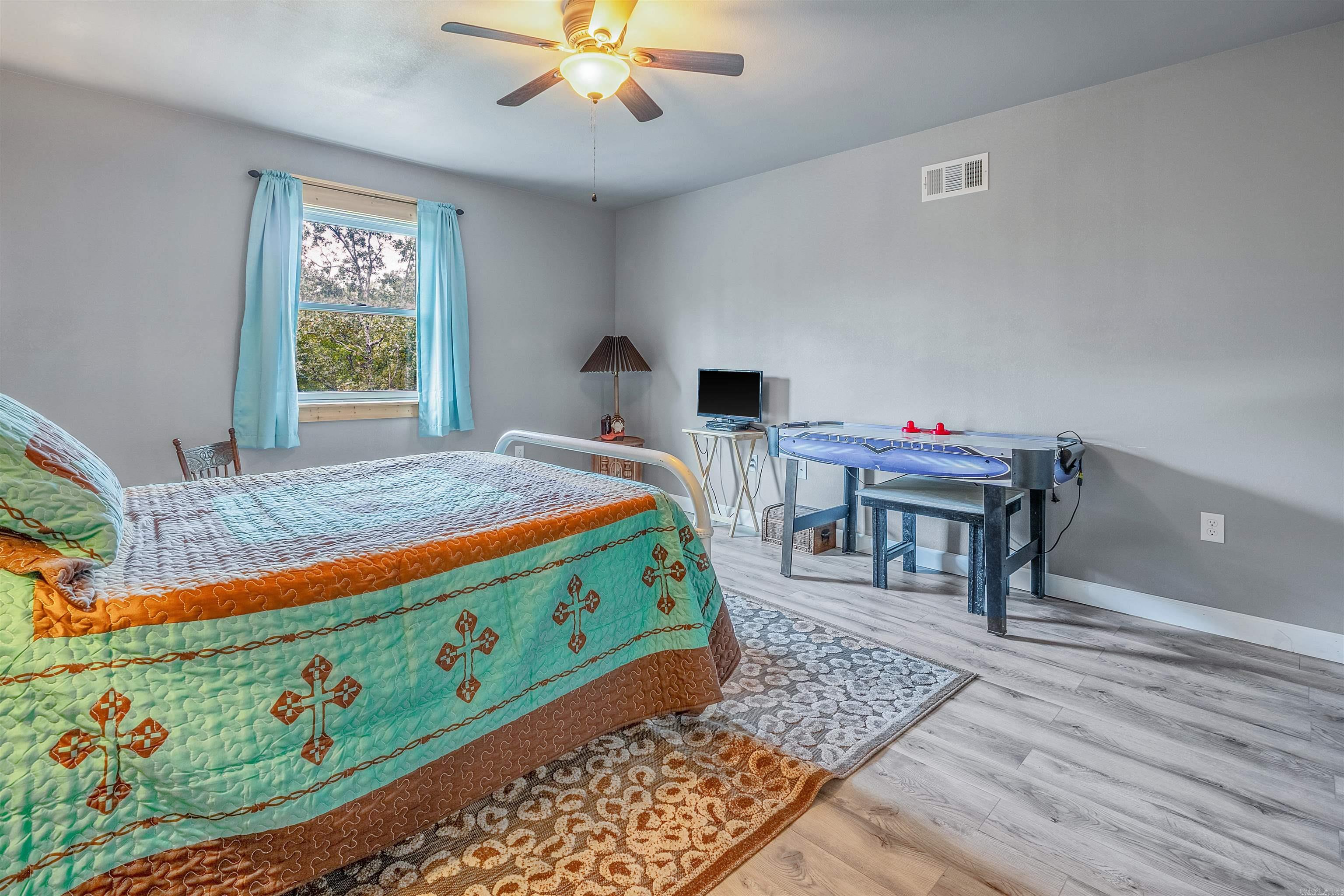 21 Spires  Morrilton, AR