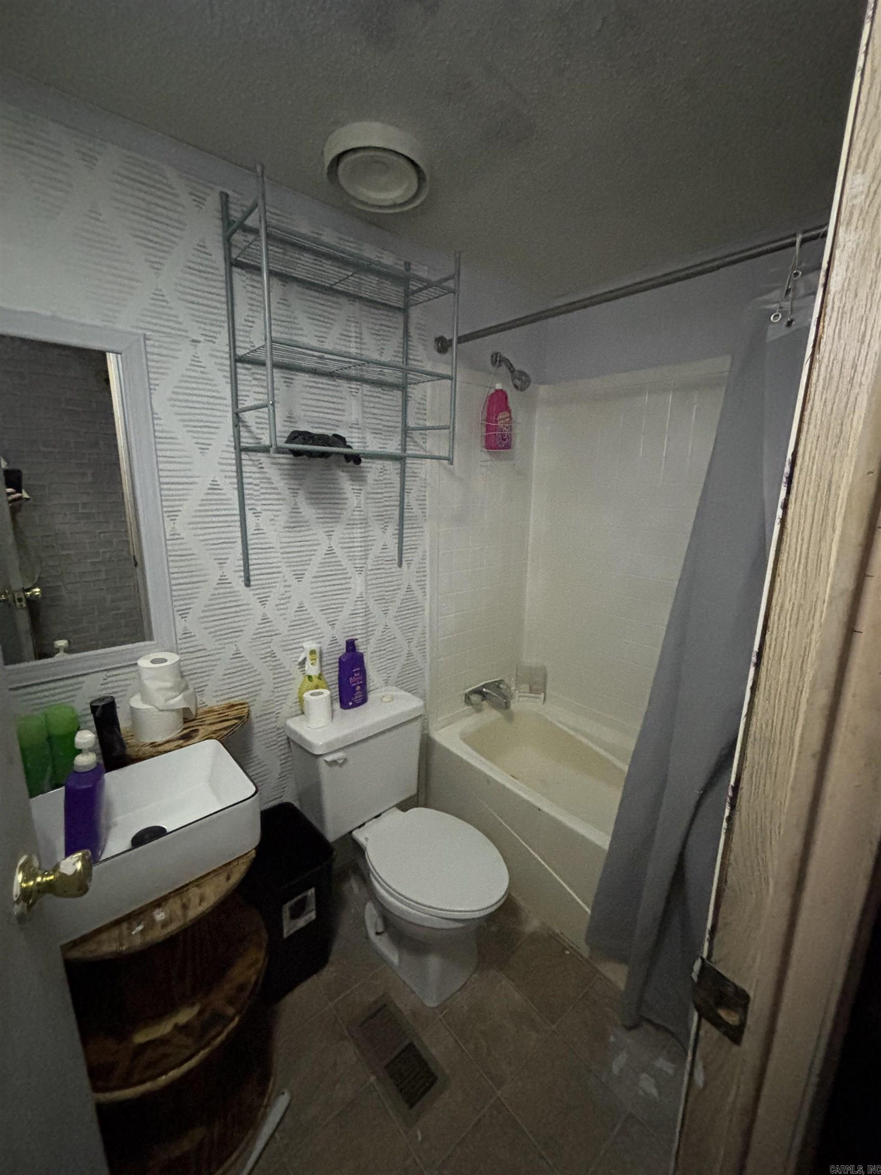 14130 Dollarway Rd.  White Hall, AR