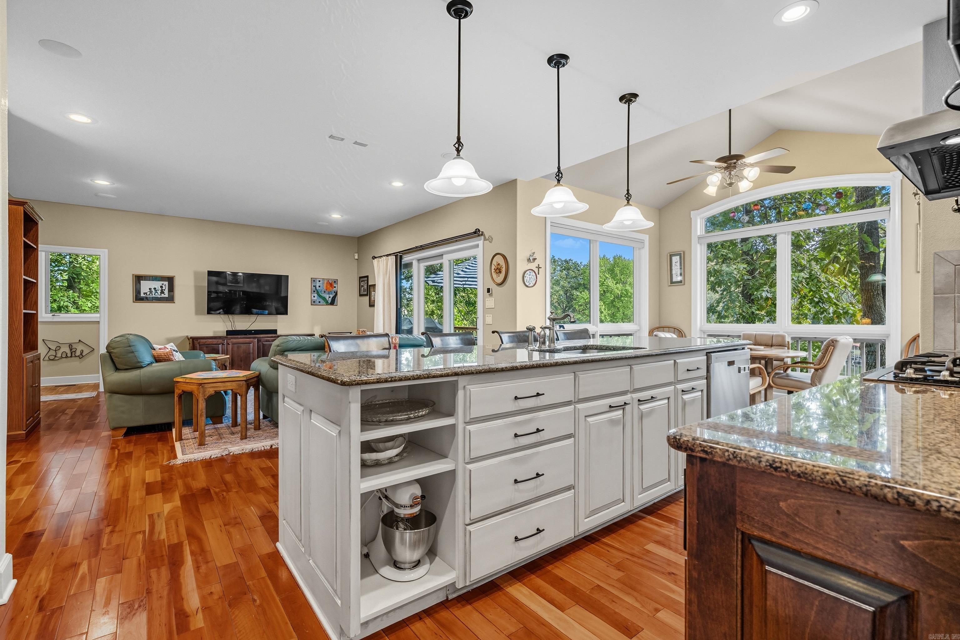 117 Gregory Drive Hot Springs, AR 71913