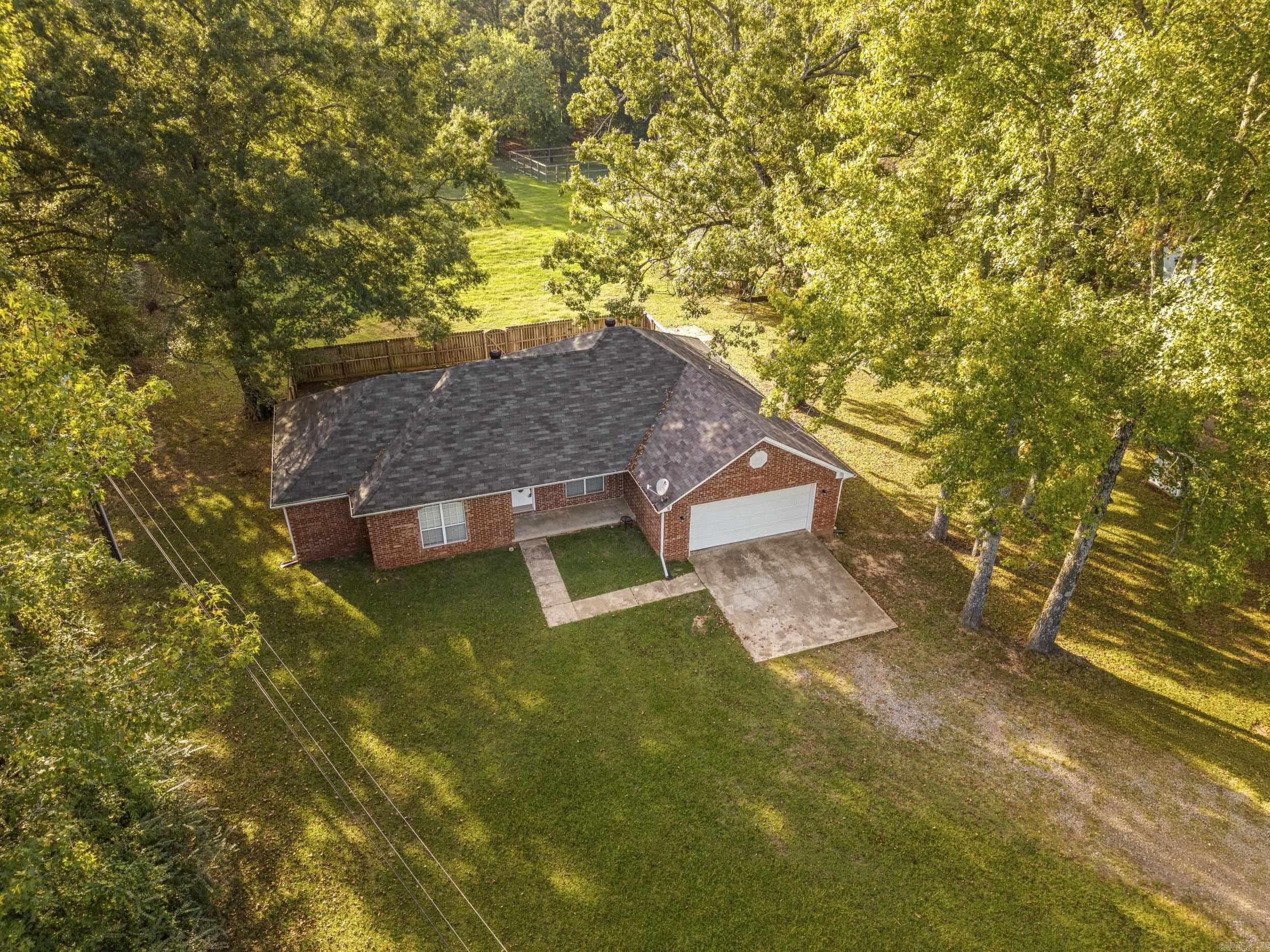 380 Apple Hill Road Austin, AR 72007