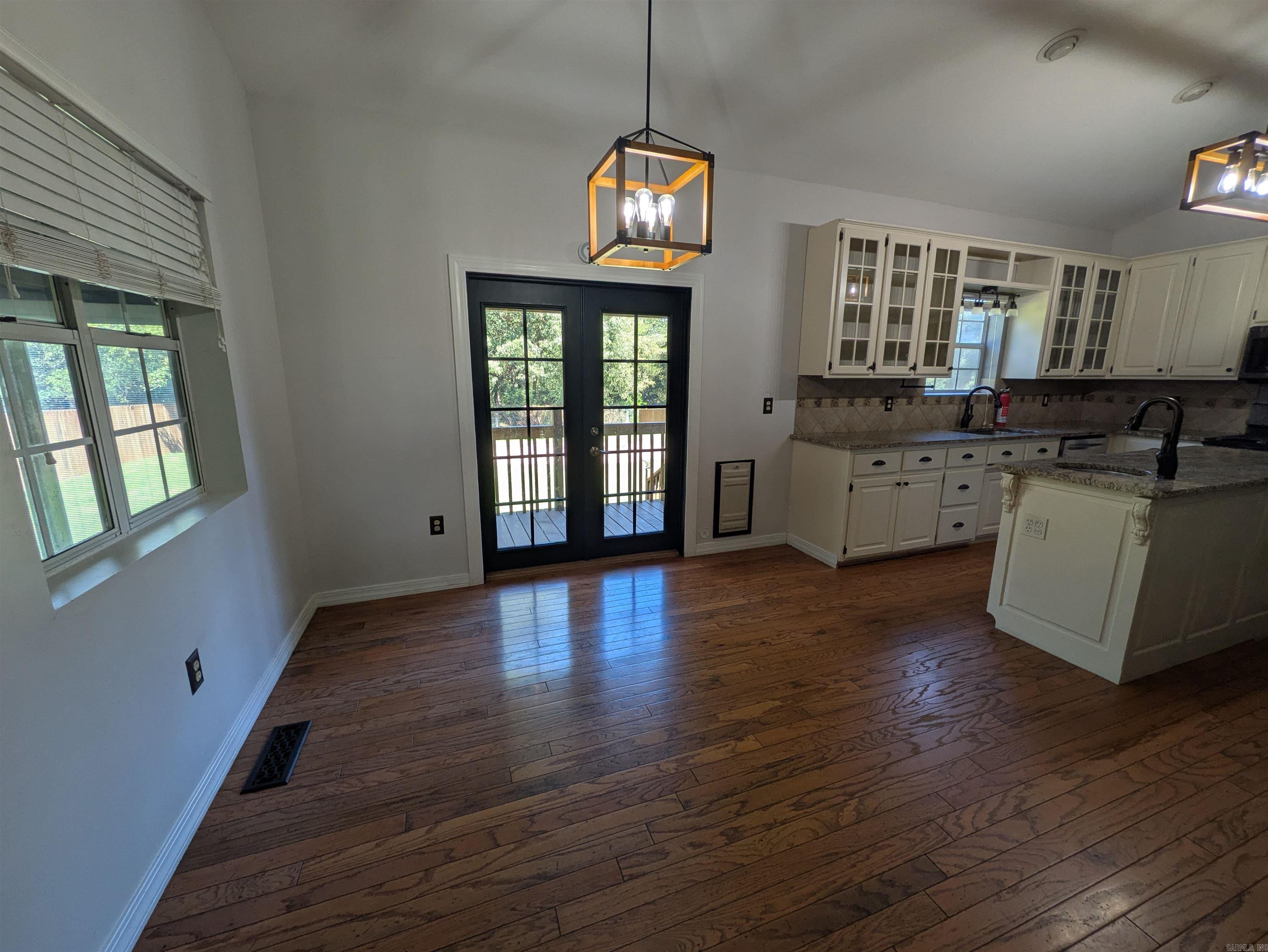 7 Cedar Creek  Clarksville, AR