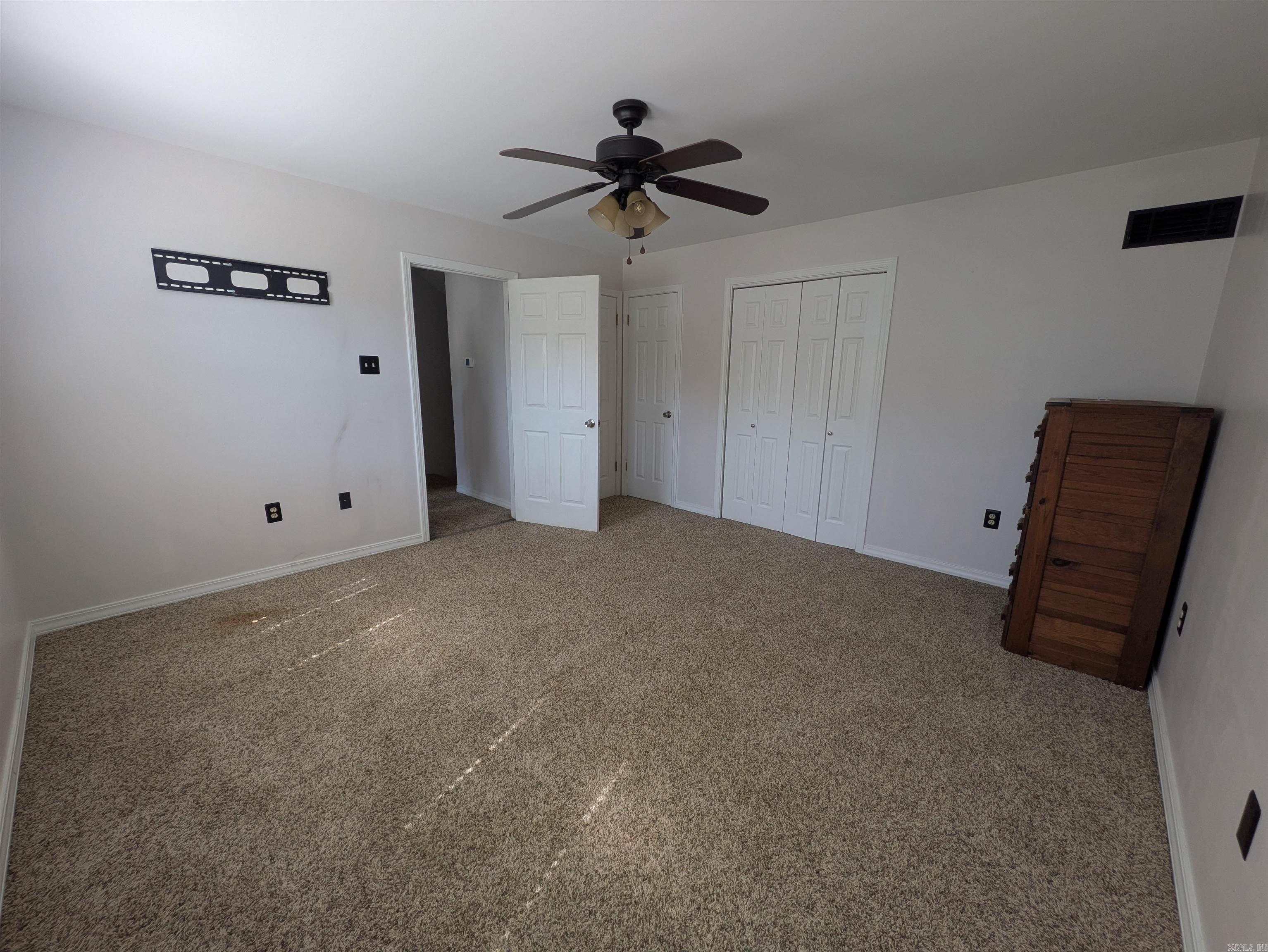 7 Cedar Creek  Clarksville, AR