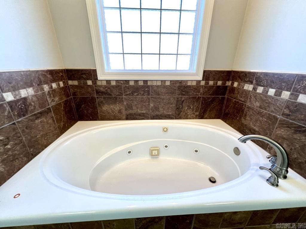 809 Gloucester Close  Jonesboro, AR