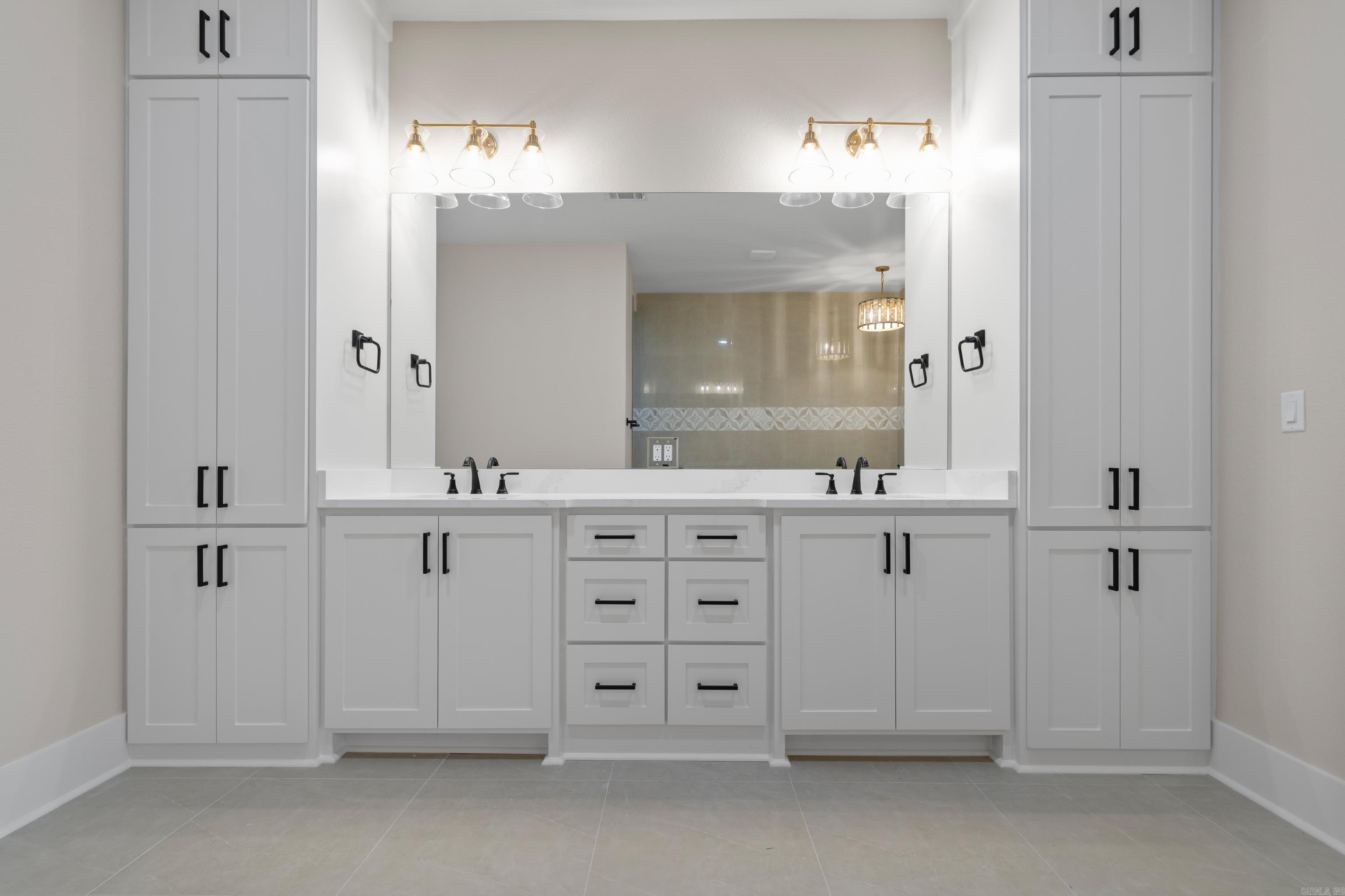 9 Manzanares Hot Springs Village, AR 71909