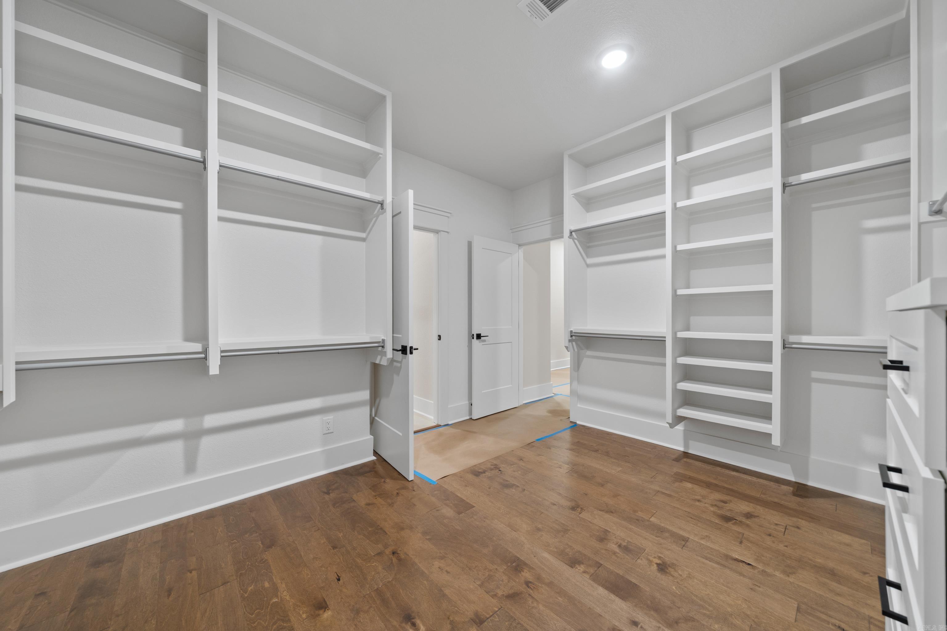 9 Manzanares Hot Springs Village, AR 71909