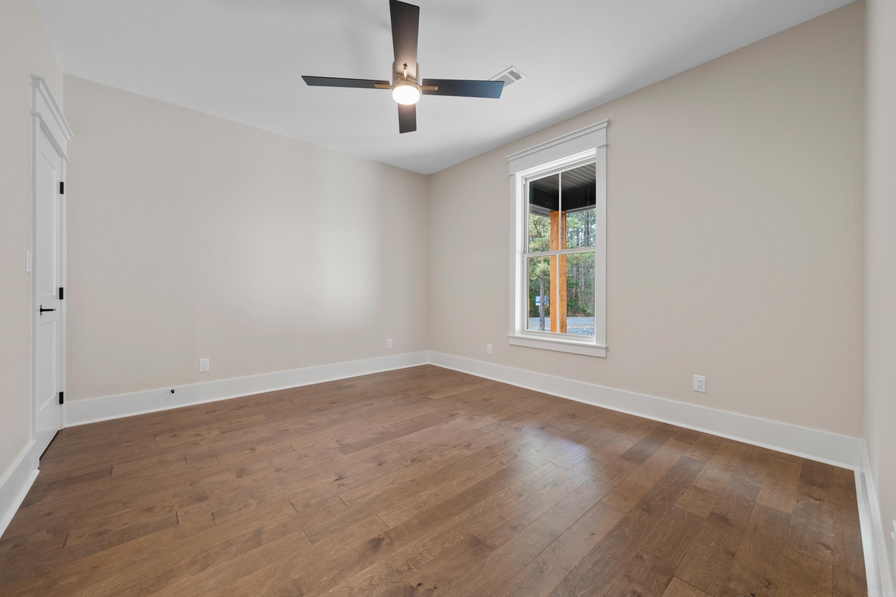 9 Manzanares Hot Springs Village, AR 71909