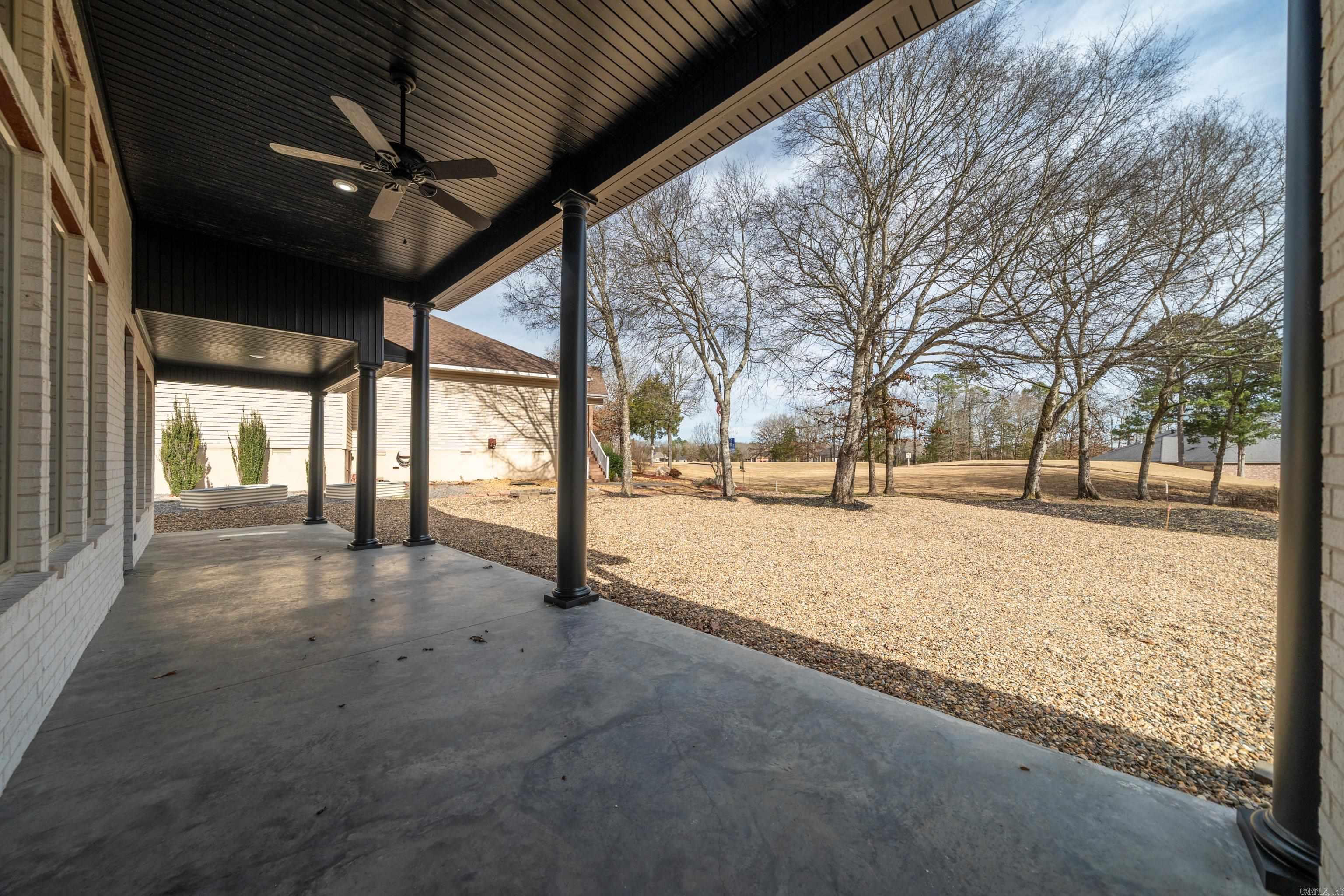 9 Manzanares Hot Springs Village, AR 71909