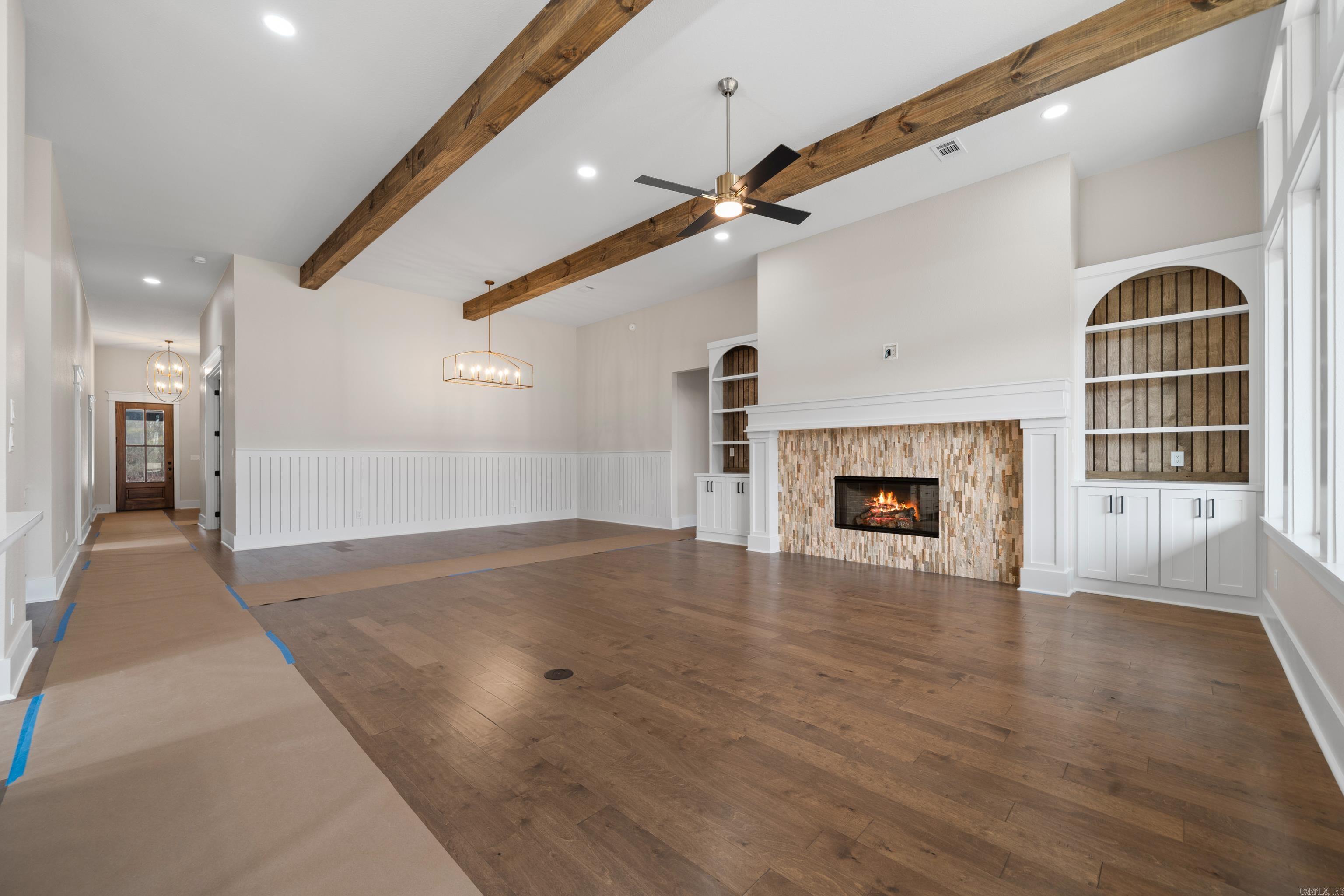 9 Manzanares Hot Springs Village, AR 71909