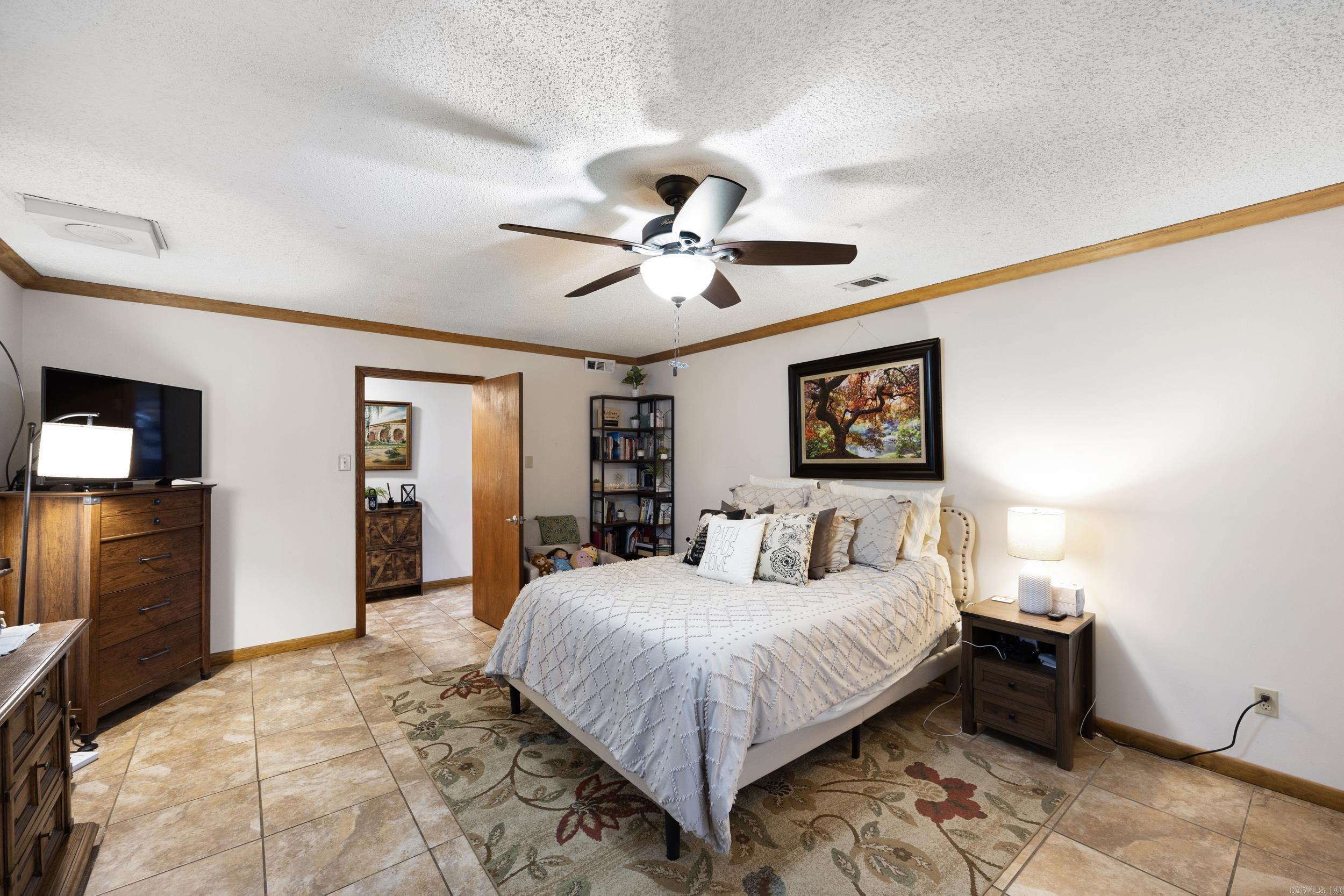 806 Avenue 8 SE  Atkins, AR