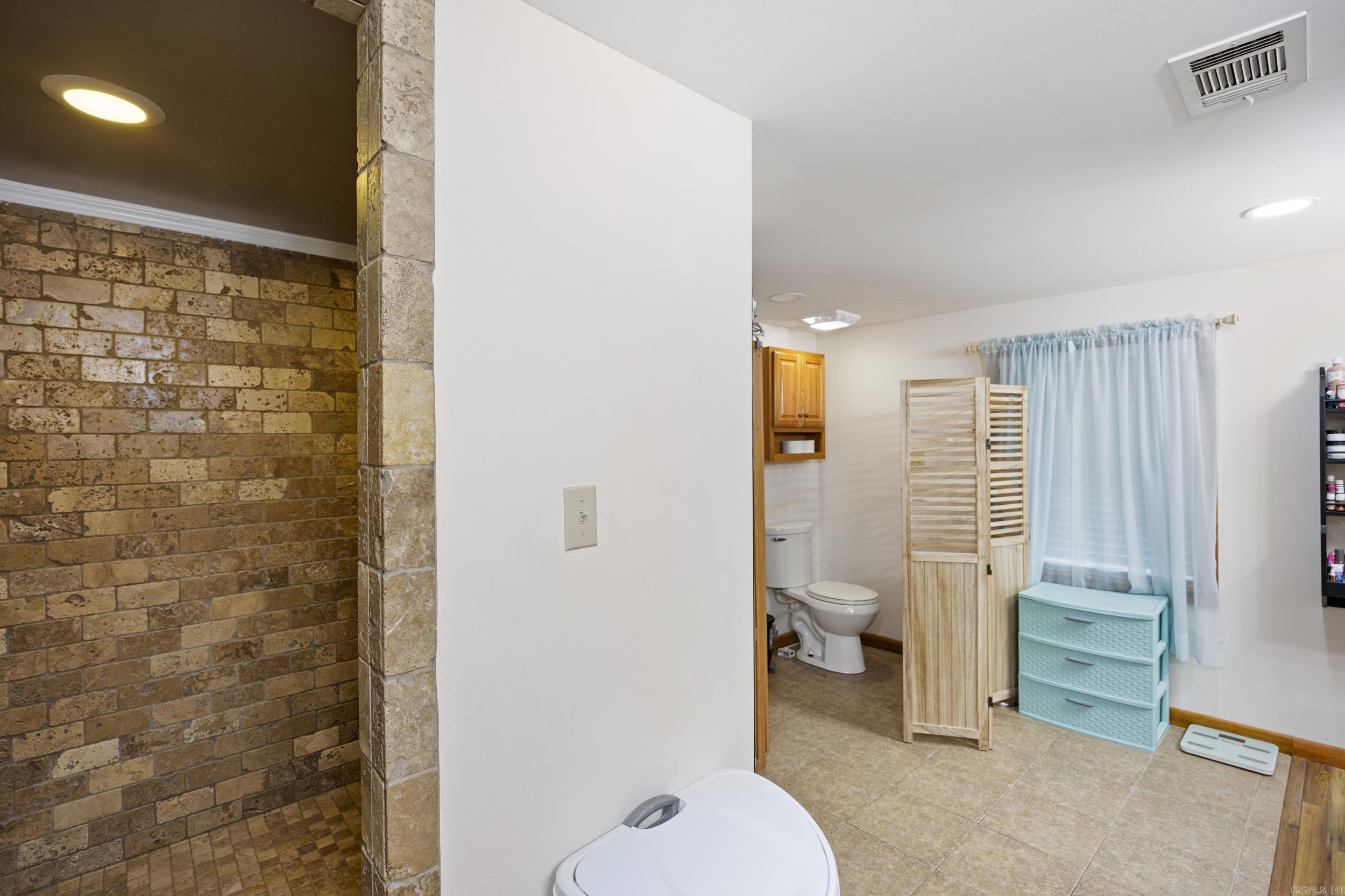 806 Avenue 8 SE  Atkins, AR