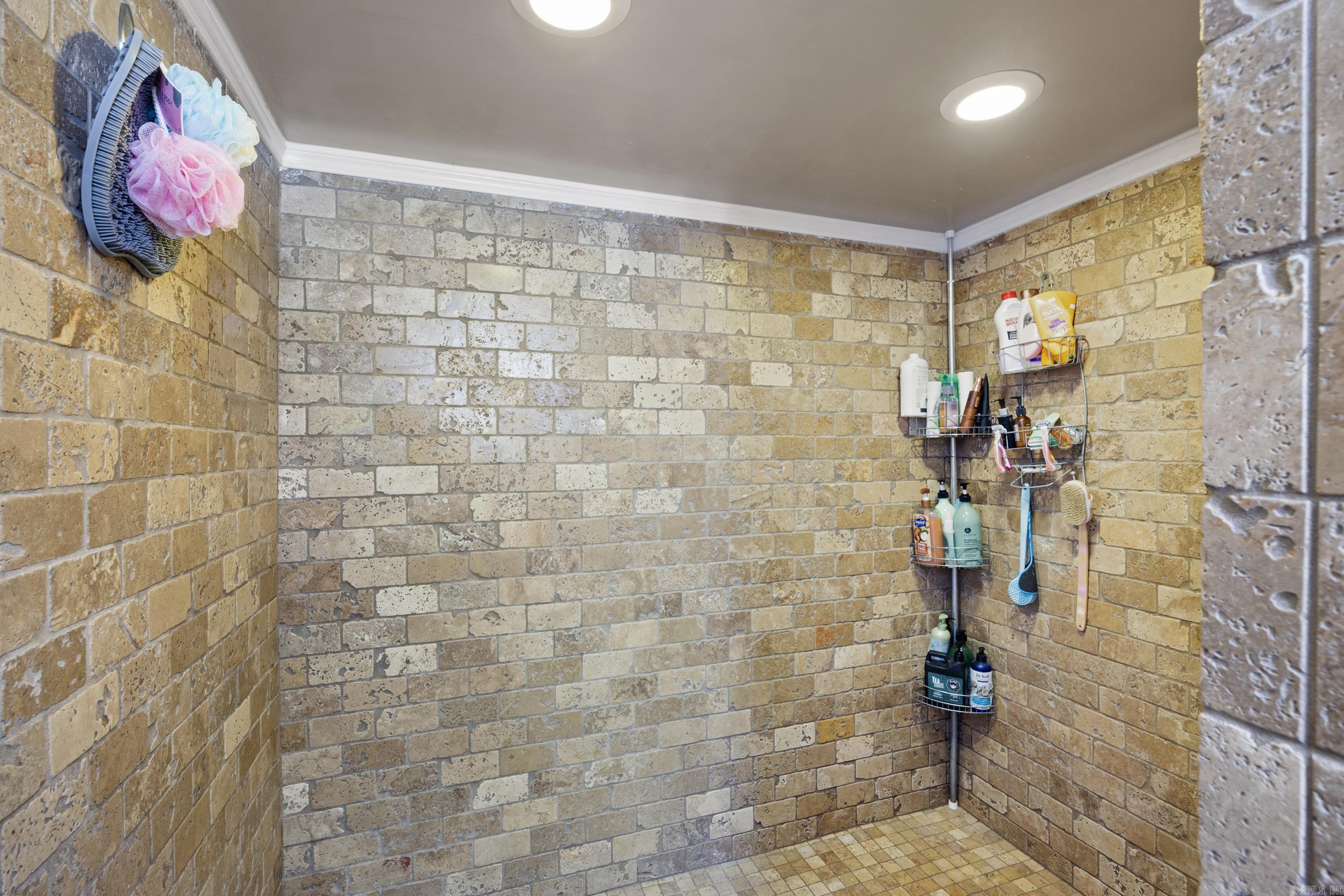 806 Avenue 8 SE  Atkins, AR