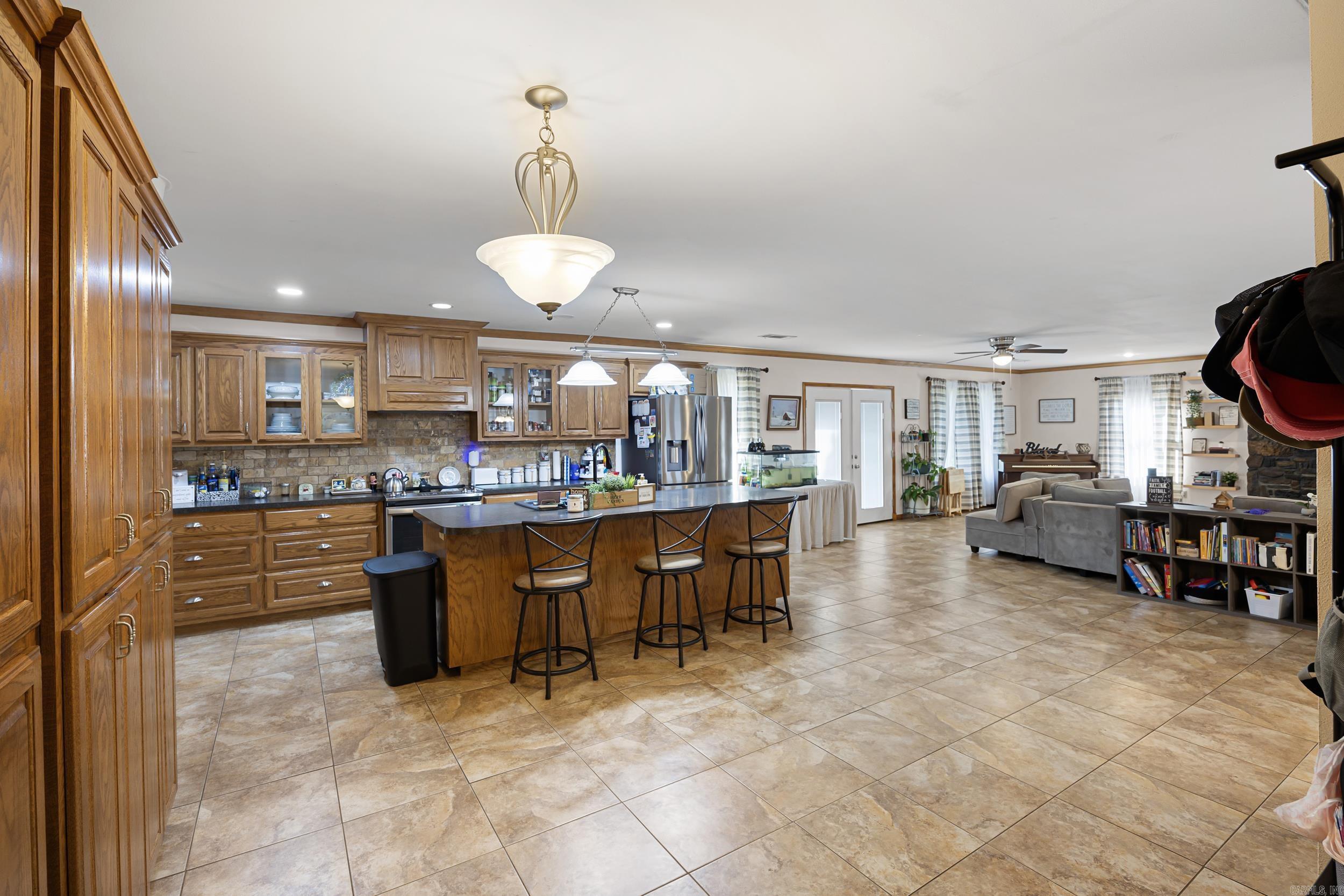 806 Avenue 8 SE  Atkins, AR