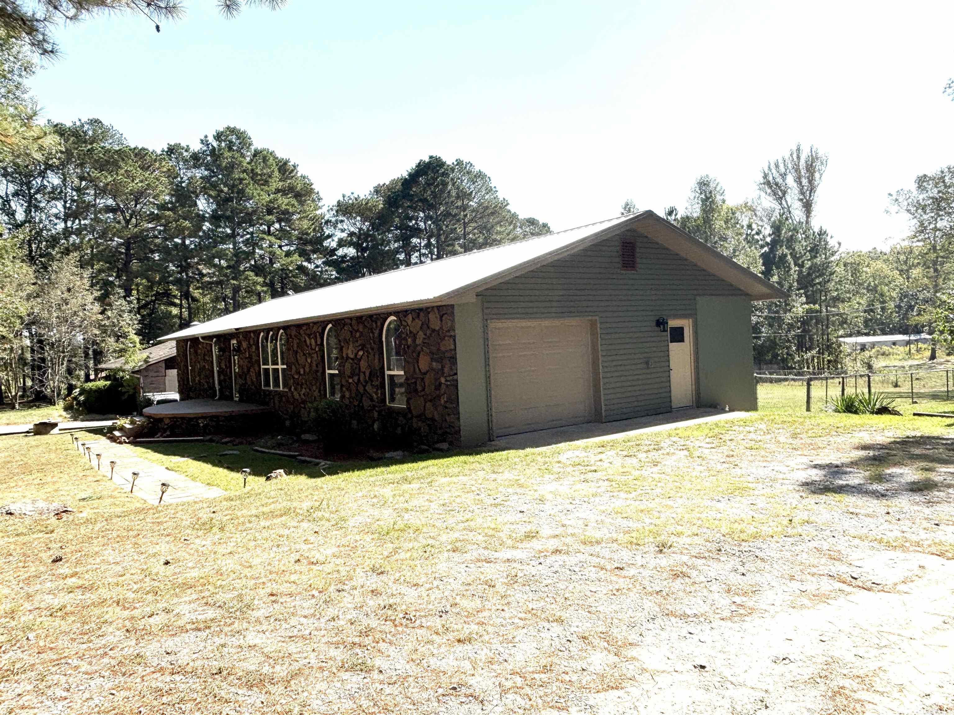 8919 McKim  Mabelvale, AR