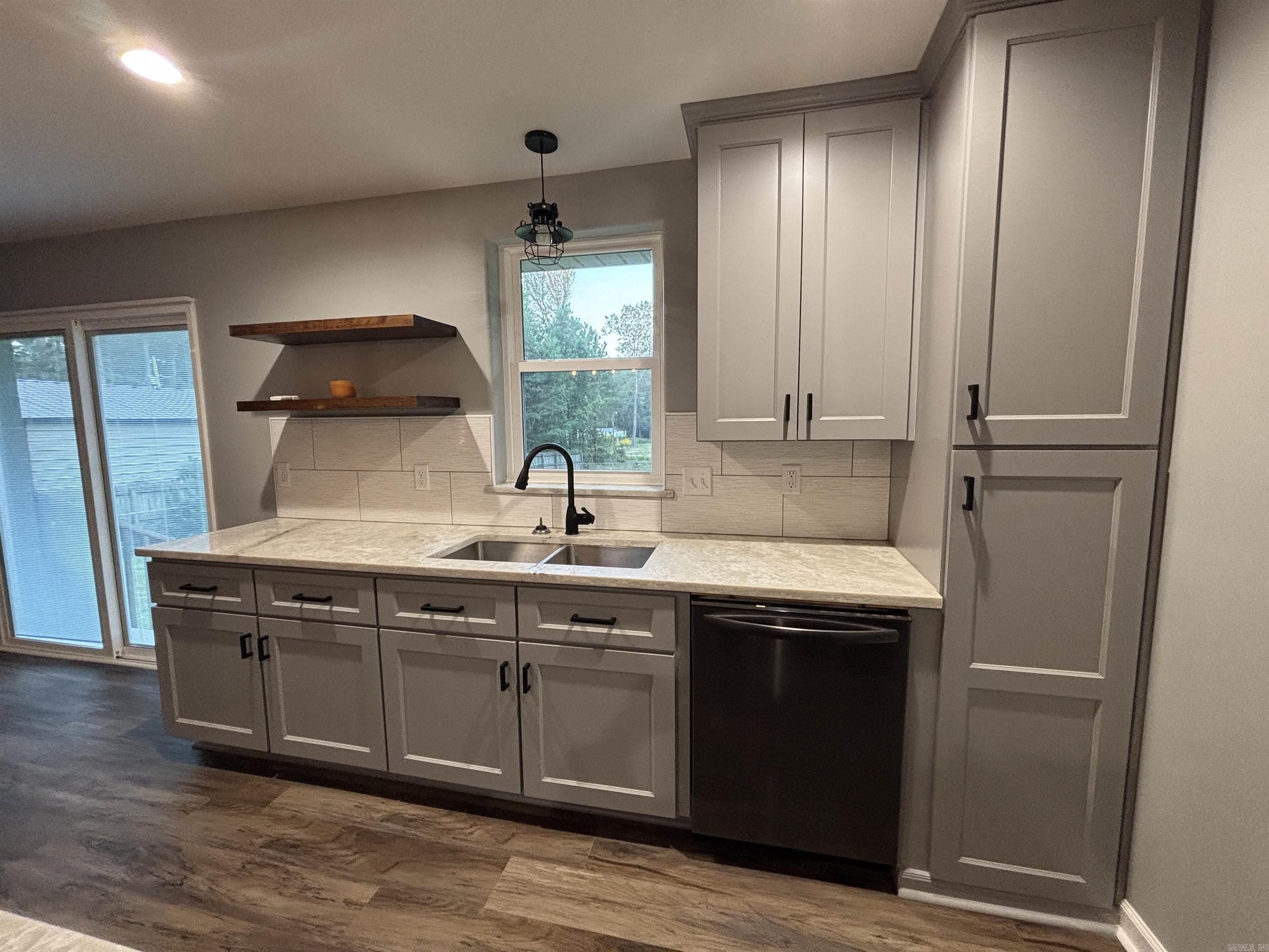 8919 McKim  Mabelvale, AR