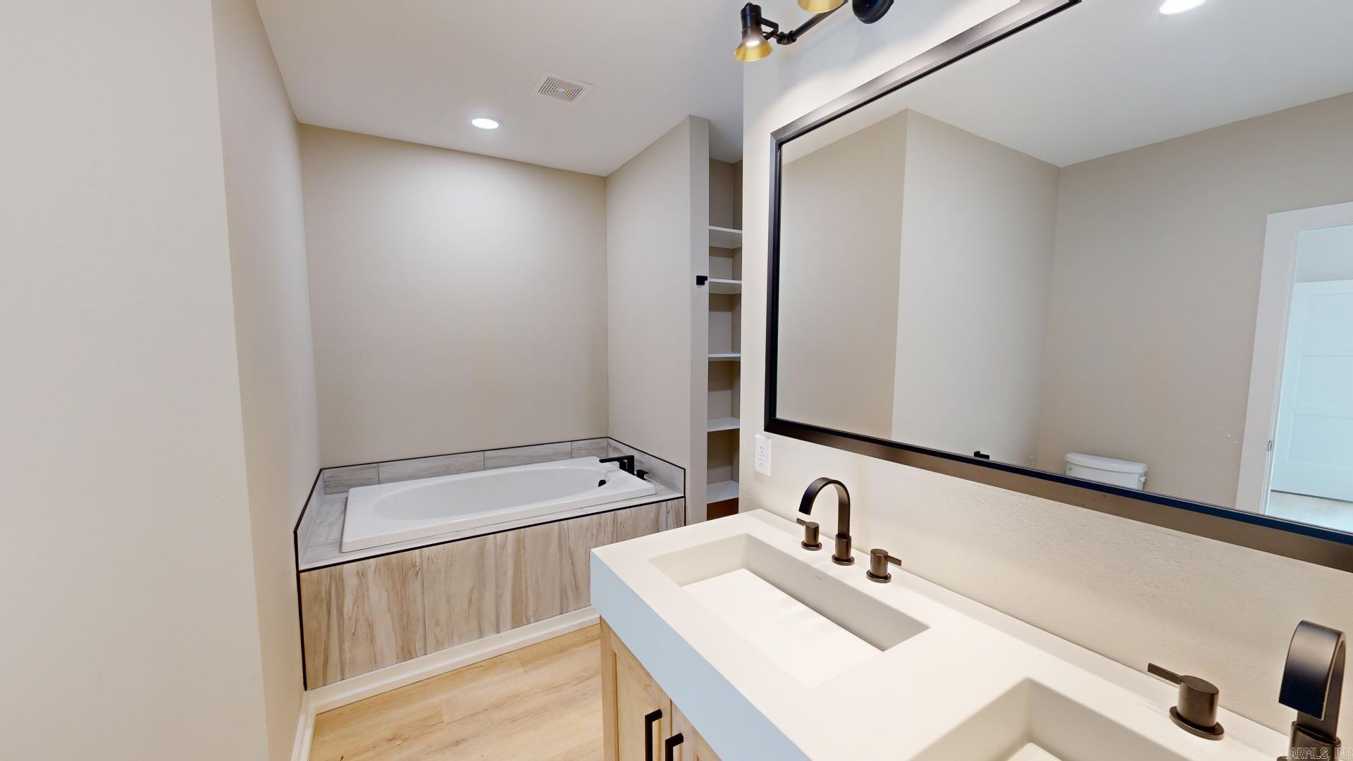 156 Waterfront Drive Hot Springs, AR 71913