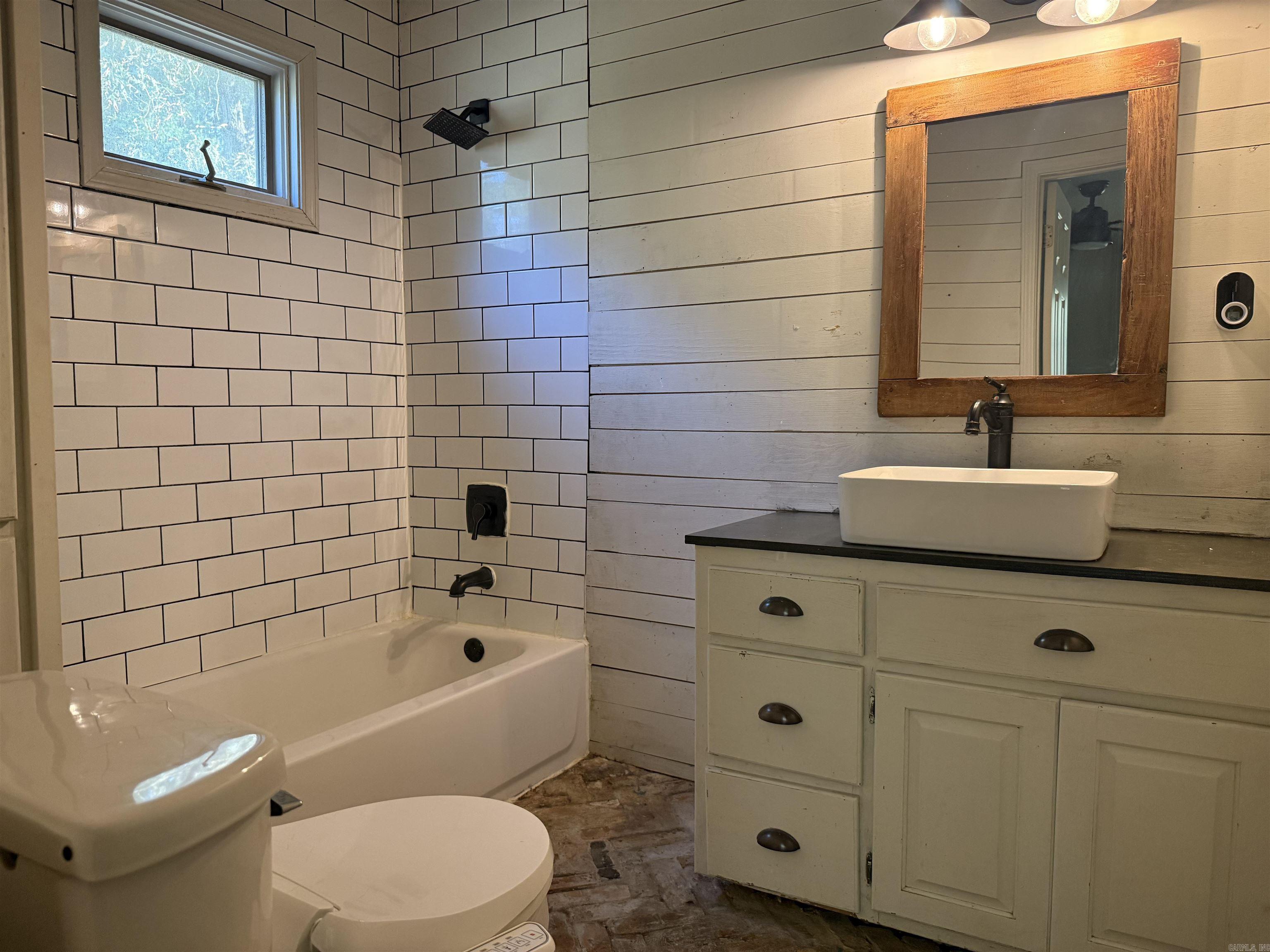 4900 Finch Paragould, AR 72450