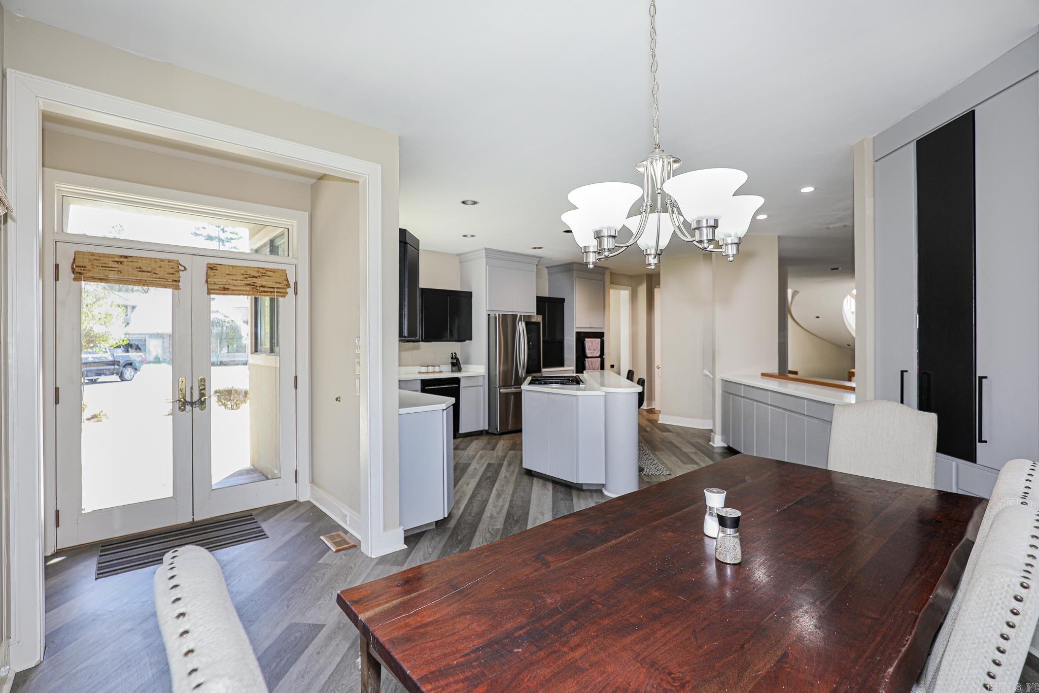 5812 & 5806 Highway 5  Benton, AR