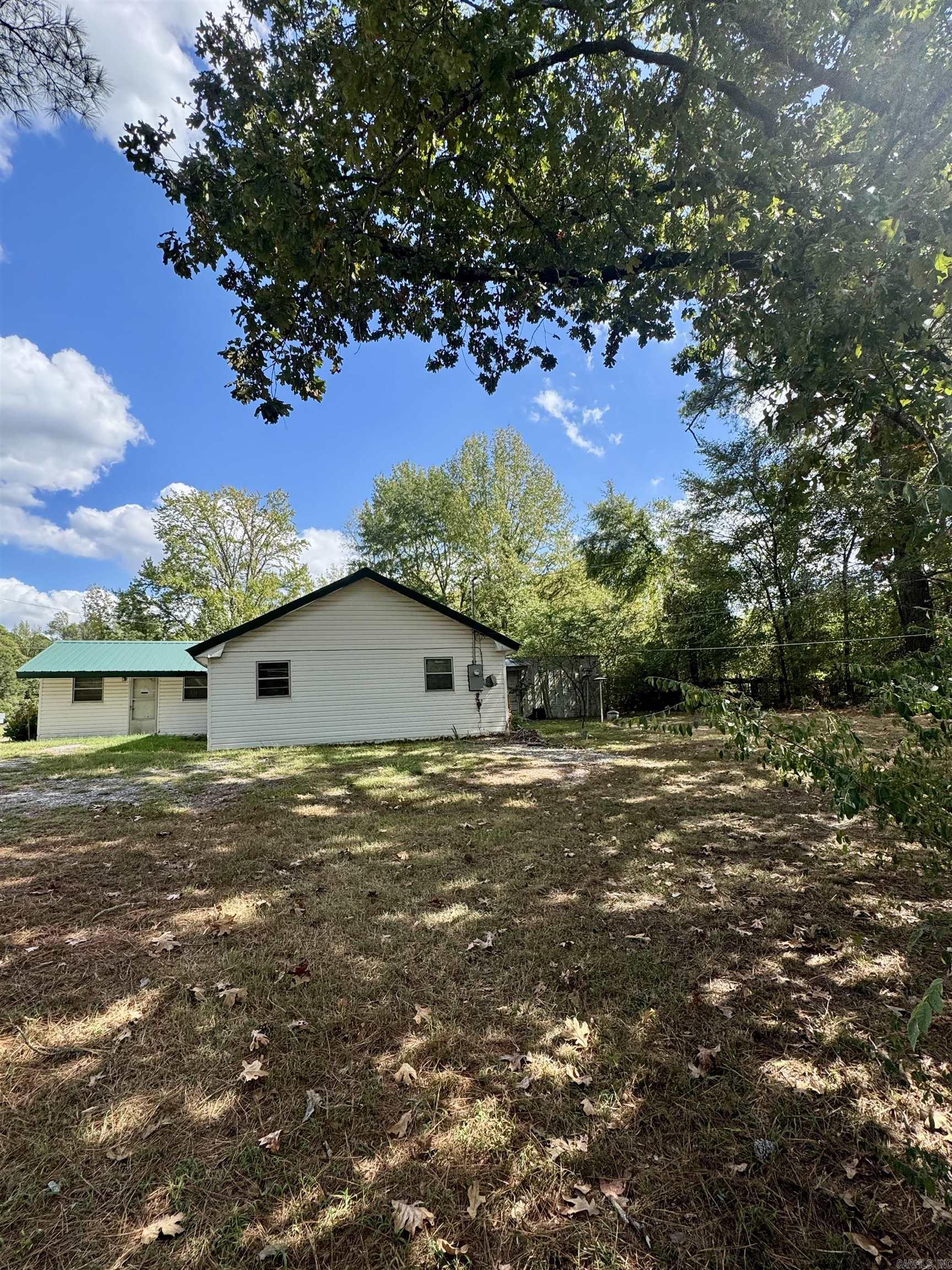 5411 Old Warren Road Pine Bluff, AR 71603