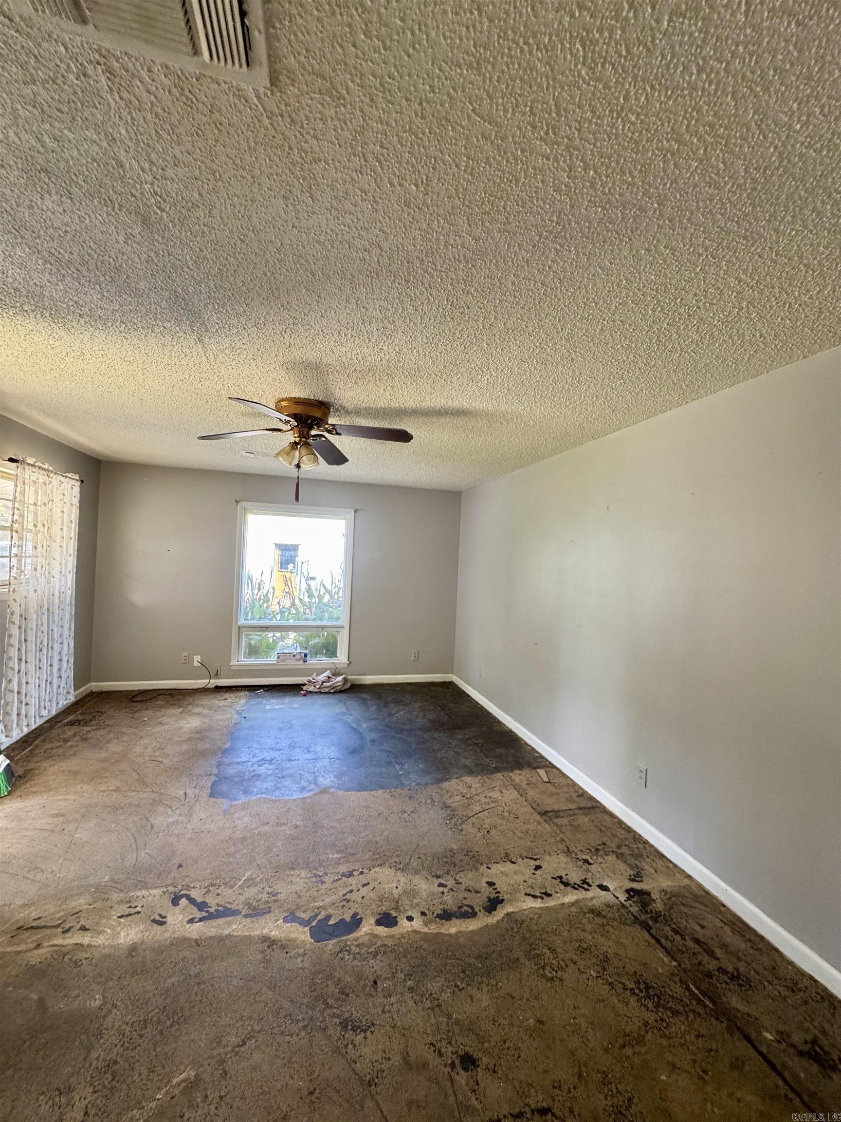 5411 Old Warren Road Pine Bluff, AR 71603