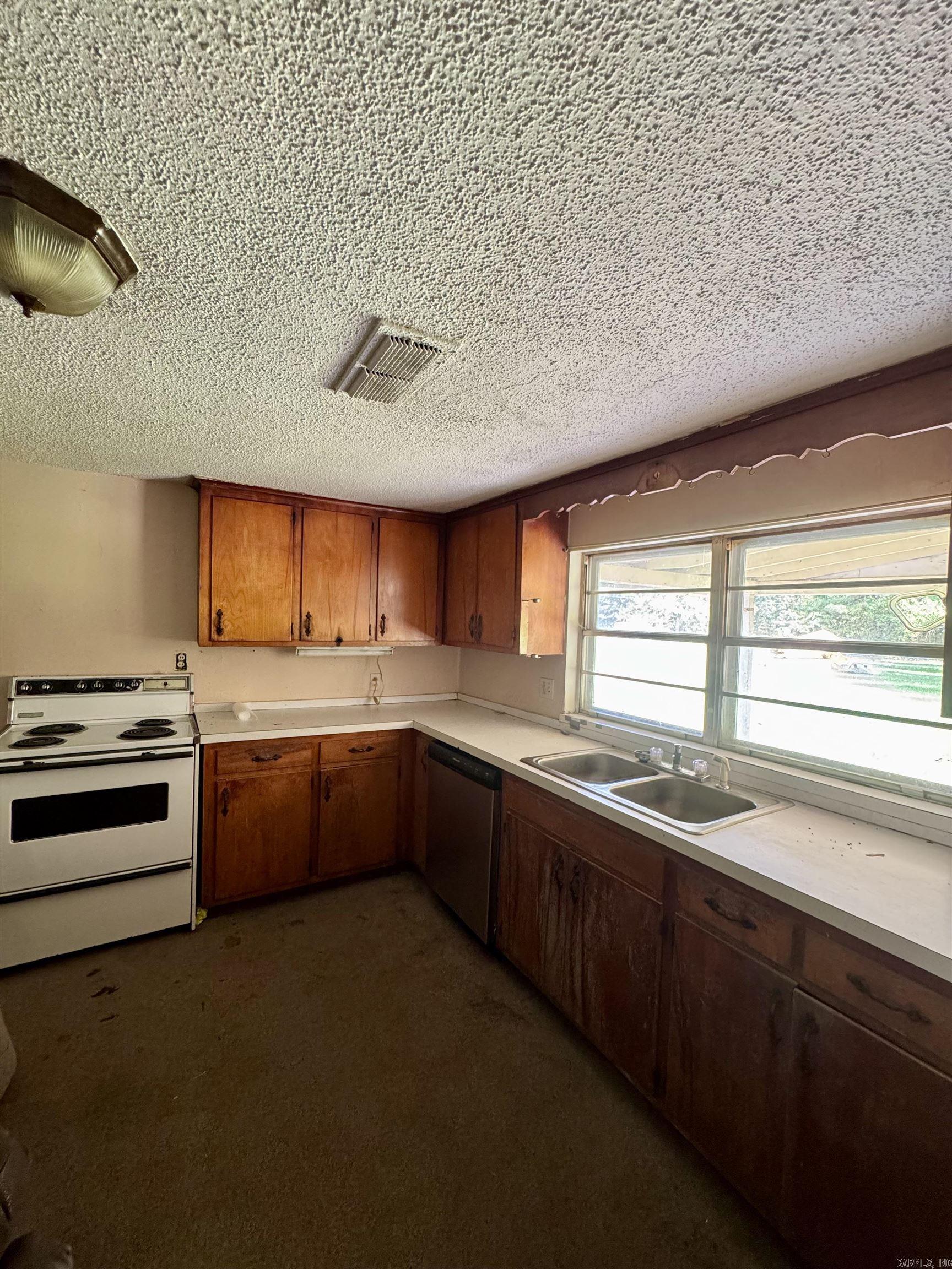 5411 Old Warren Road Pine Bluff, AR 71603