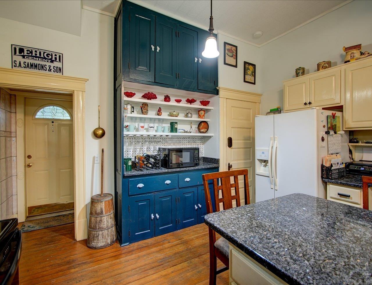 318 Quapaw The Gables Inn Hot Springs, AR