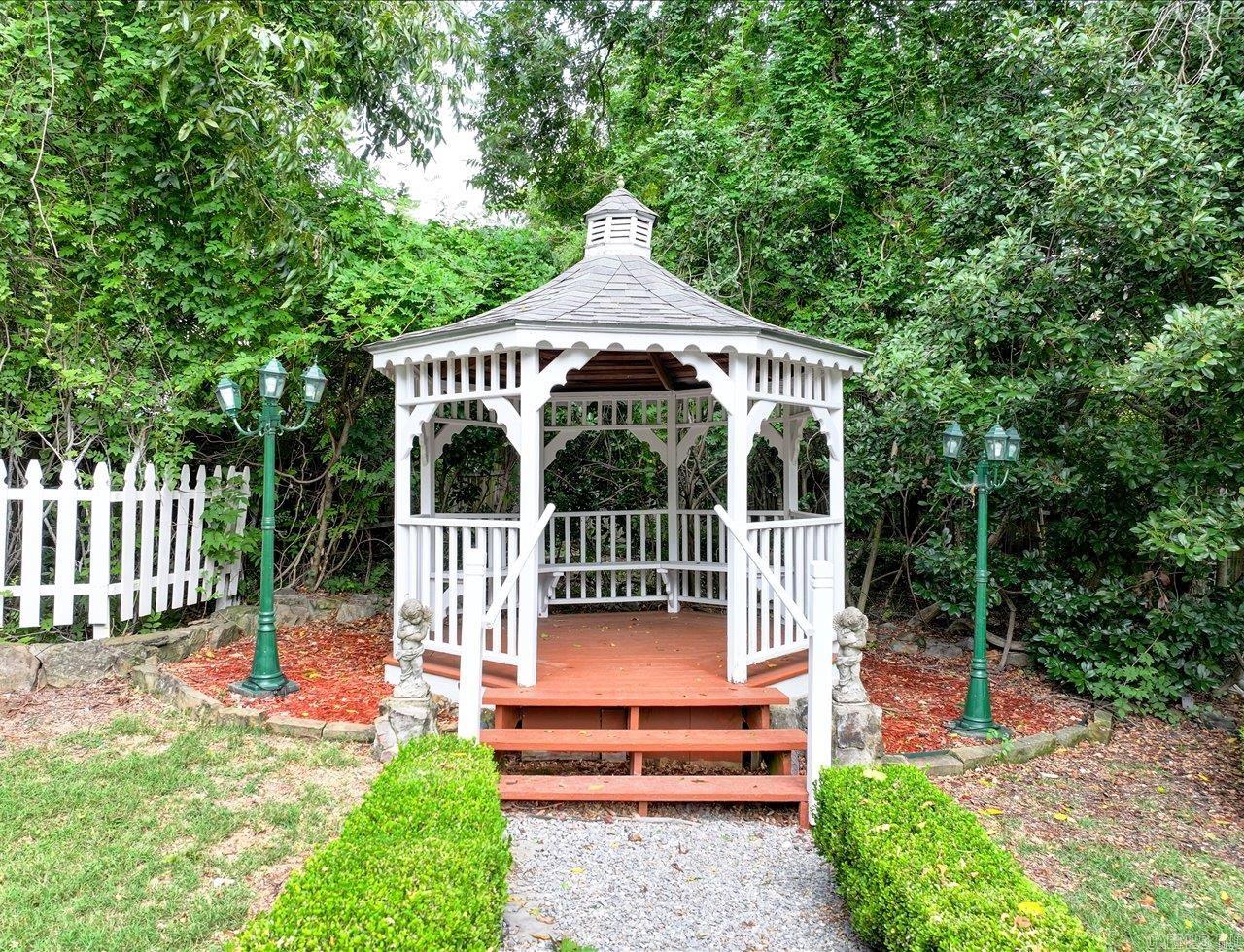 318 Quapaw The Gables Inn Hot Springs, AR