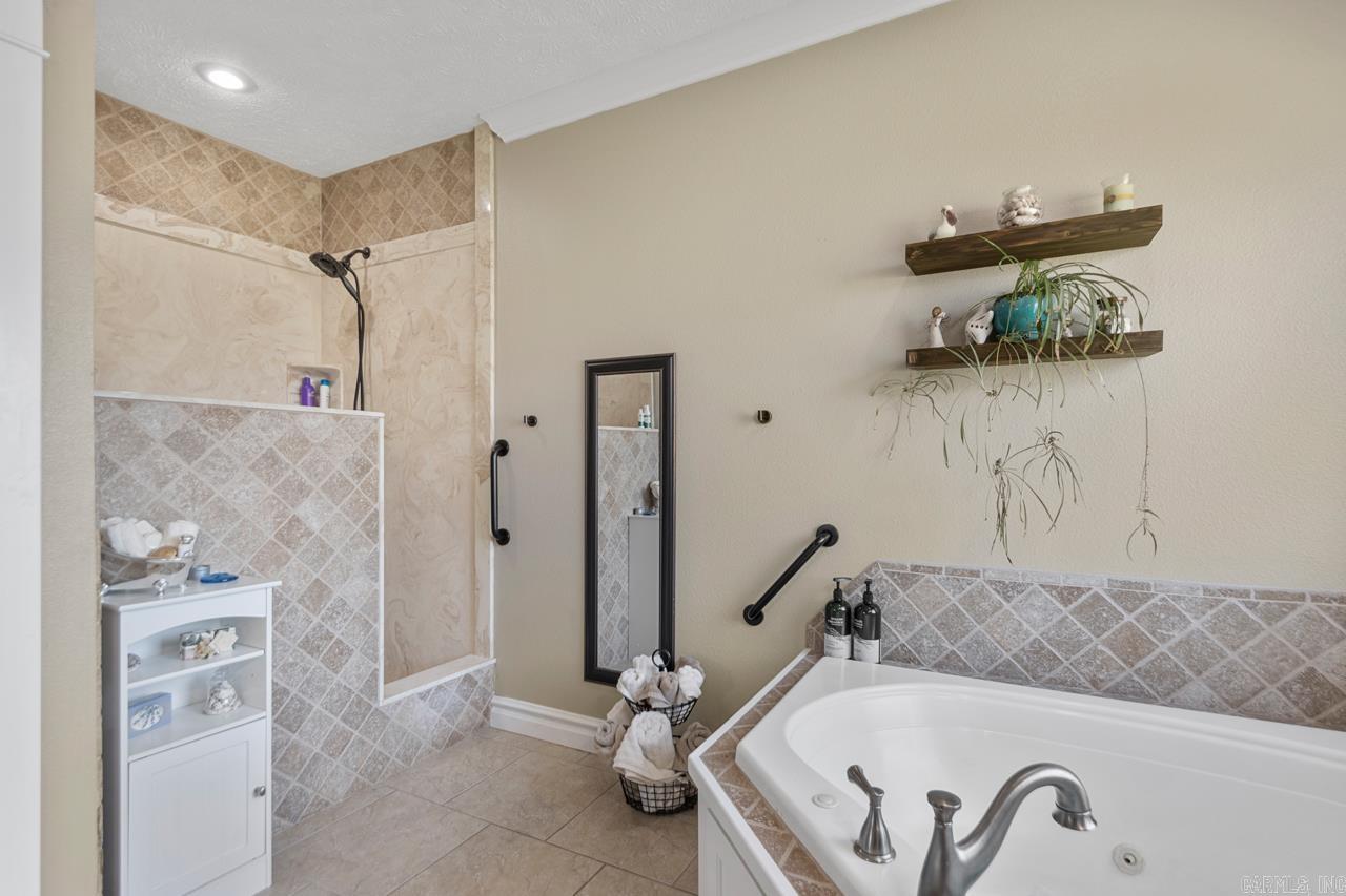 8 Abbie Vilonia, AR 72173