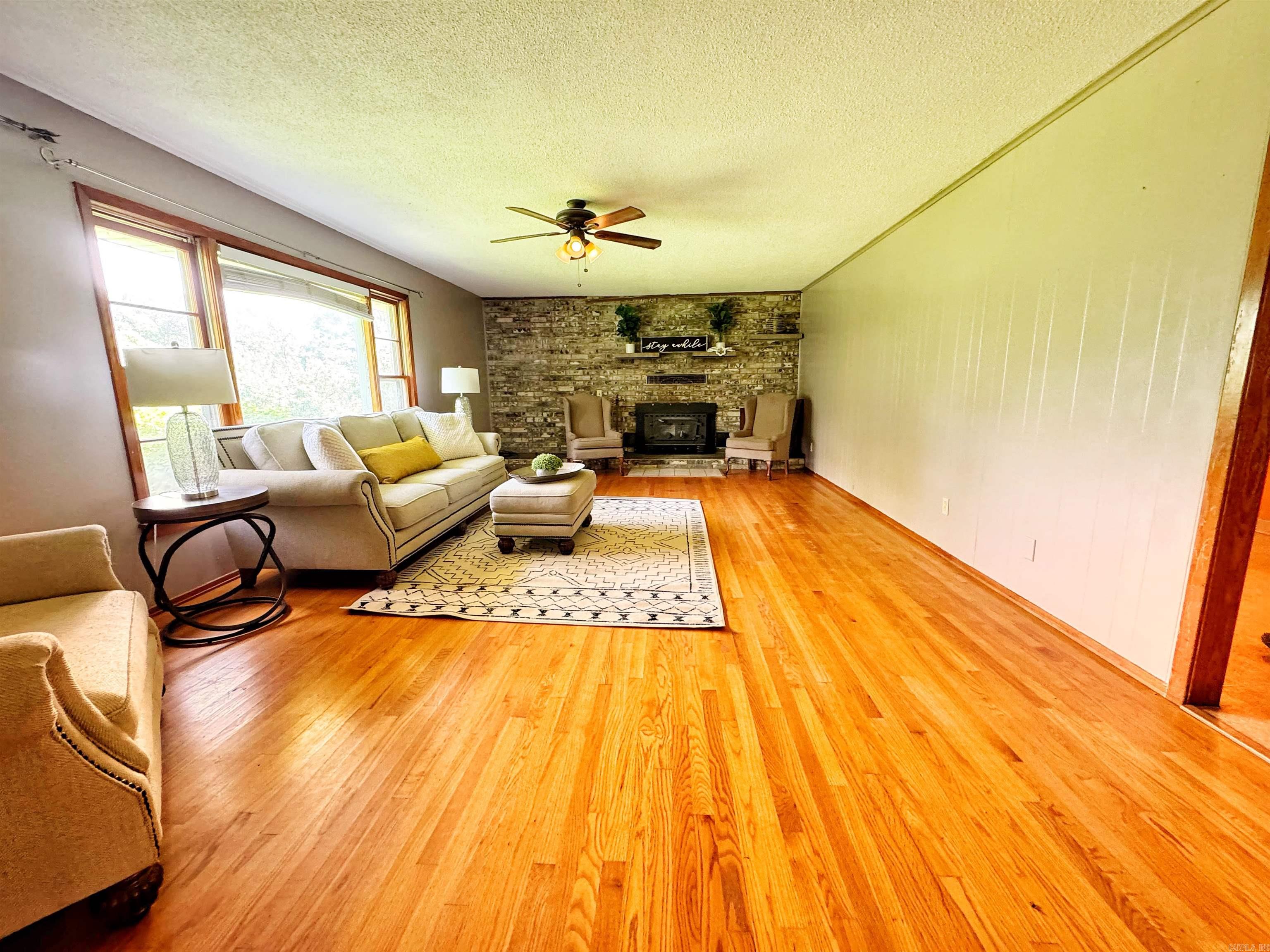 40 Sutton Lane Batesville, AR 72501