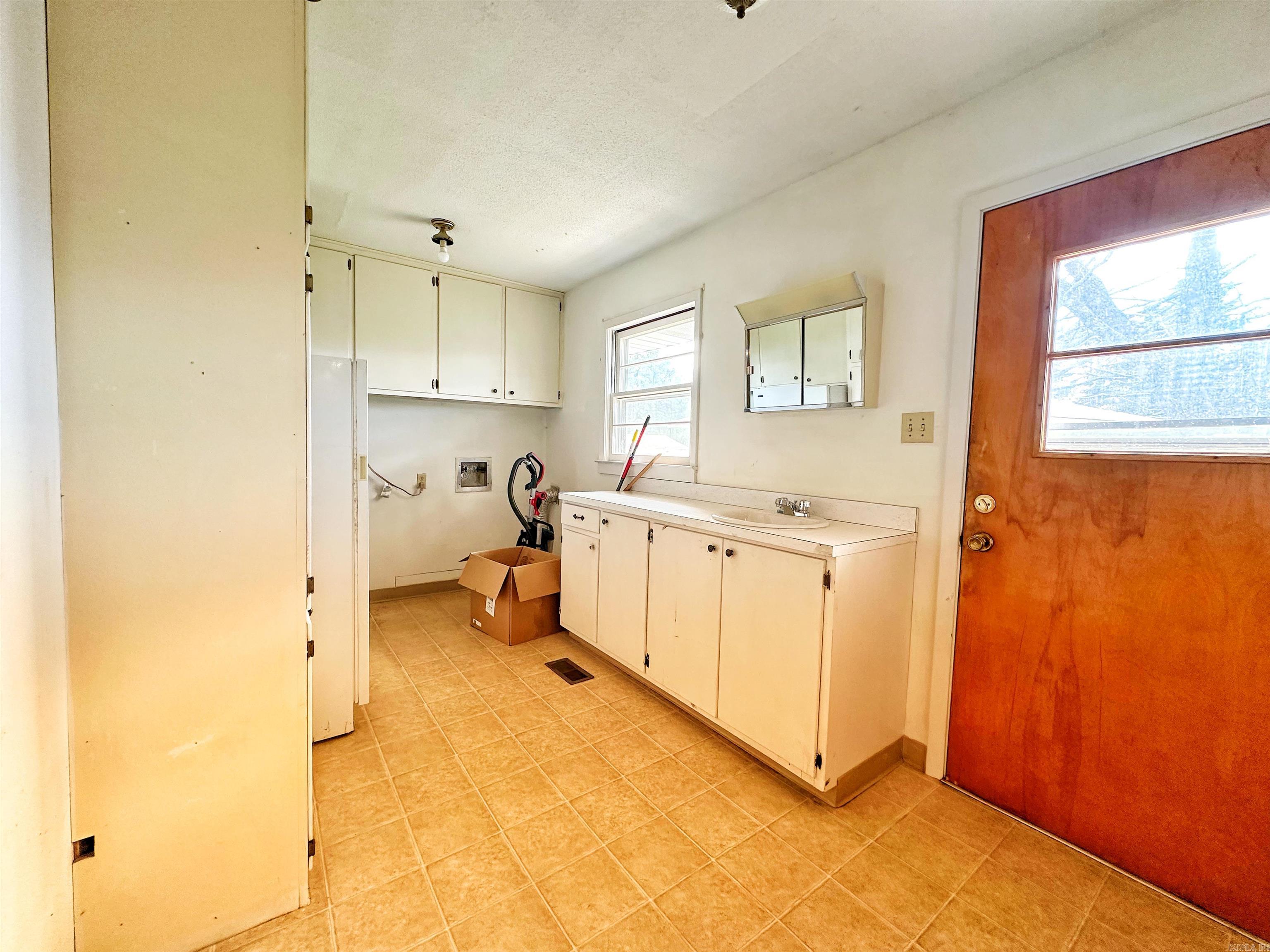 40 Sutton Lane Batesville, AR 72501