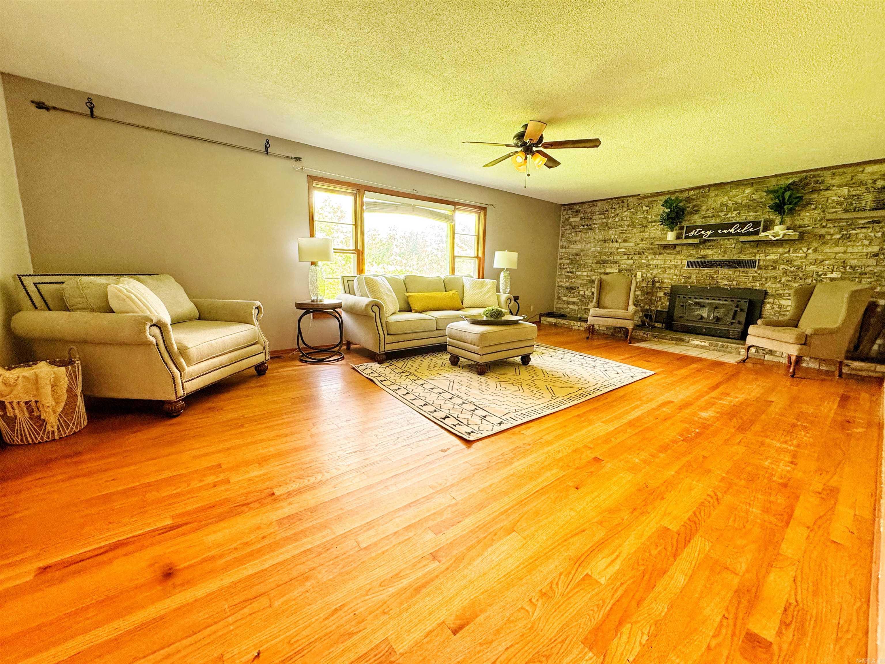 40 Sutton Lane Batesville, AR 72501