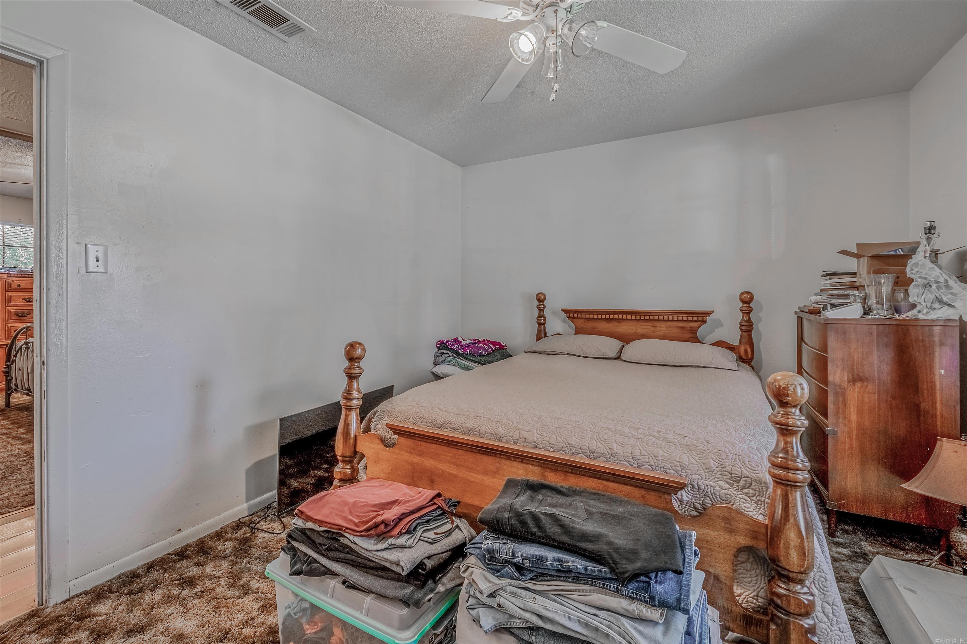 618 & 620 Newcastle Dr  Sherwood, AR