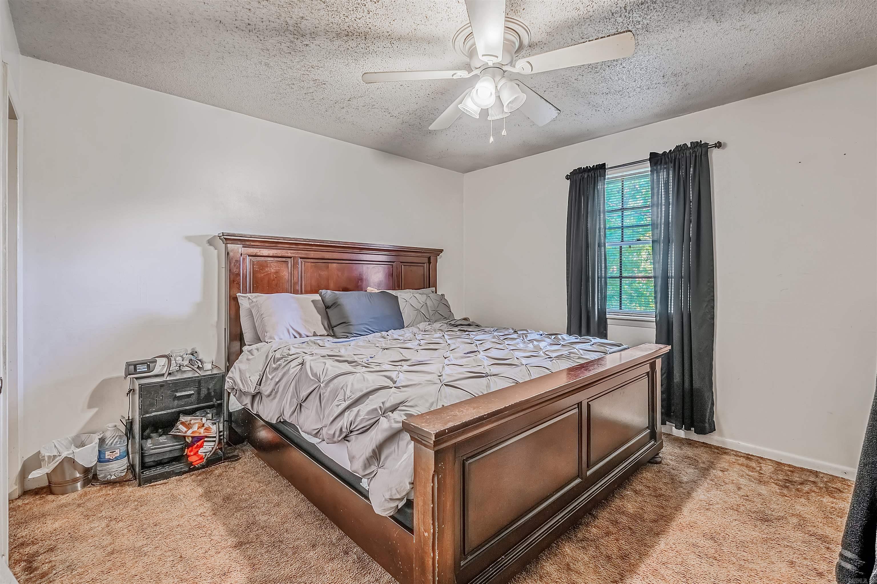 618 & 620 Newcastle Dr  Sherwood, AR