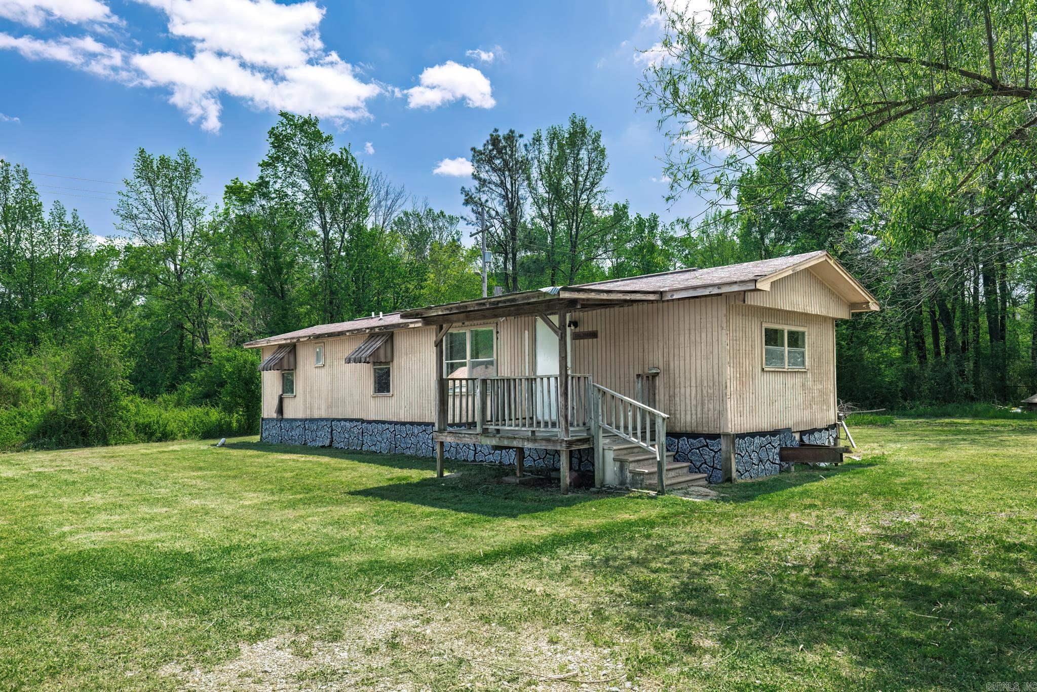 313 W Miller  Gurdon, AR