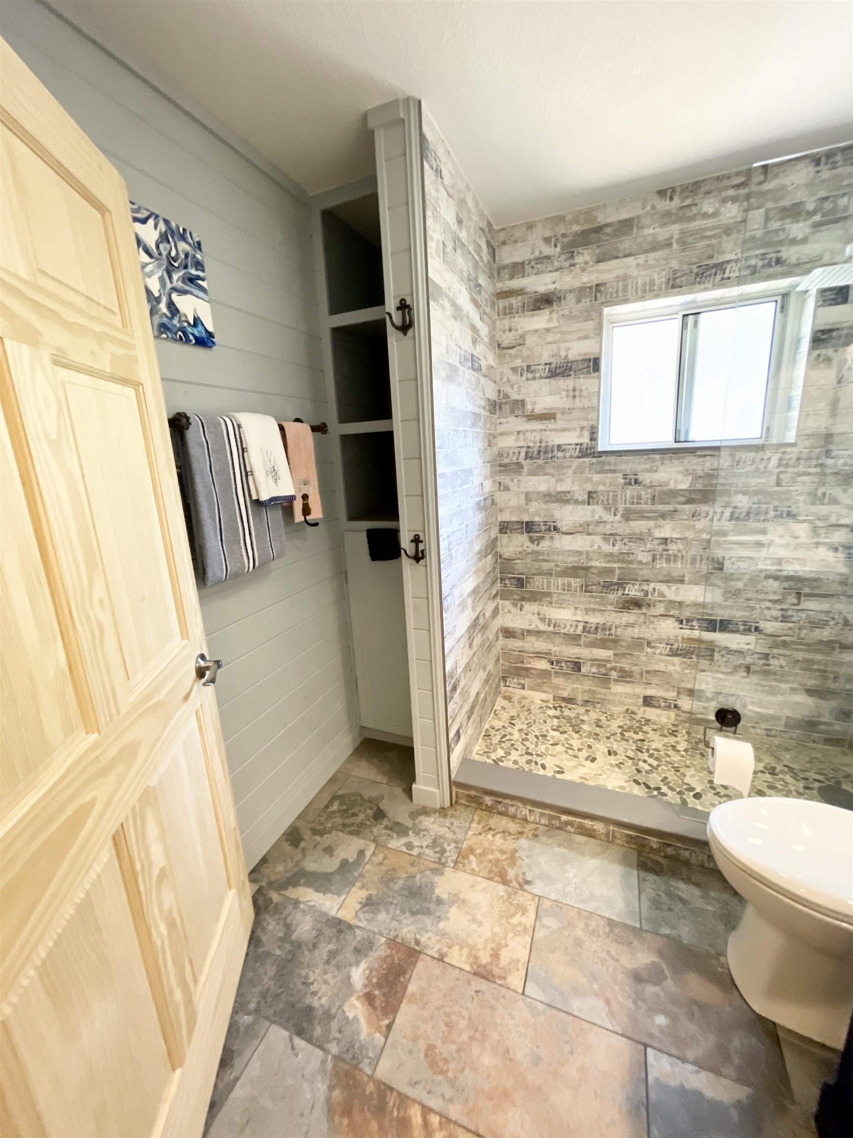 29 W Lakeshore Drive Cherokee Village, AR 72529