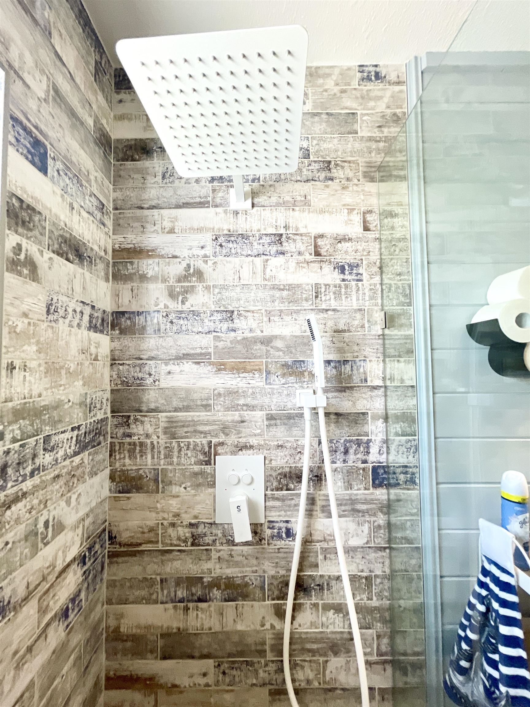 29 W Lakeshore Drive Cherokee Village, AR 72529