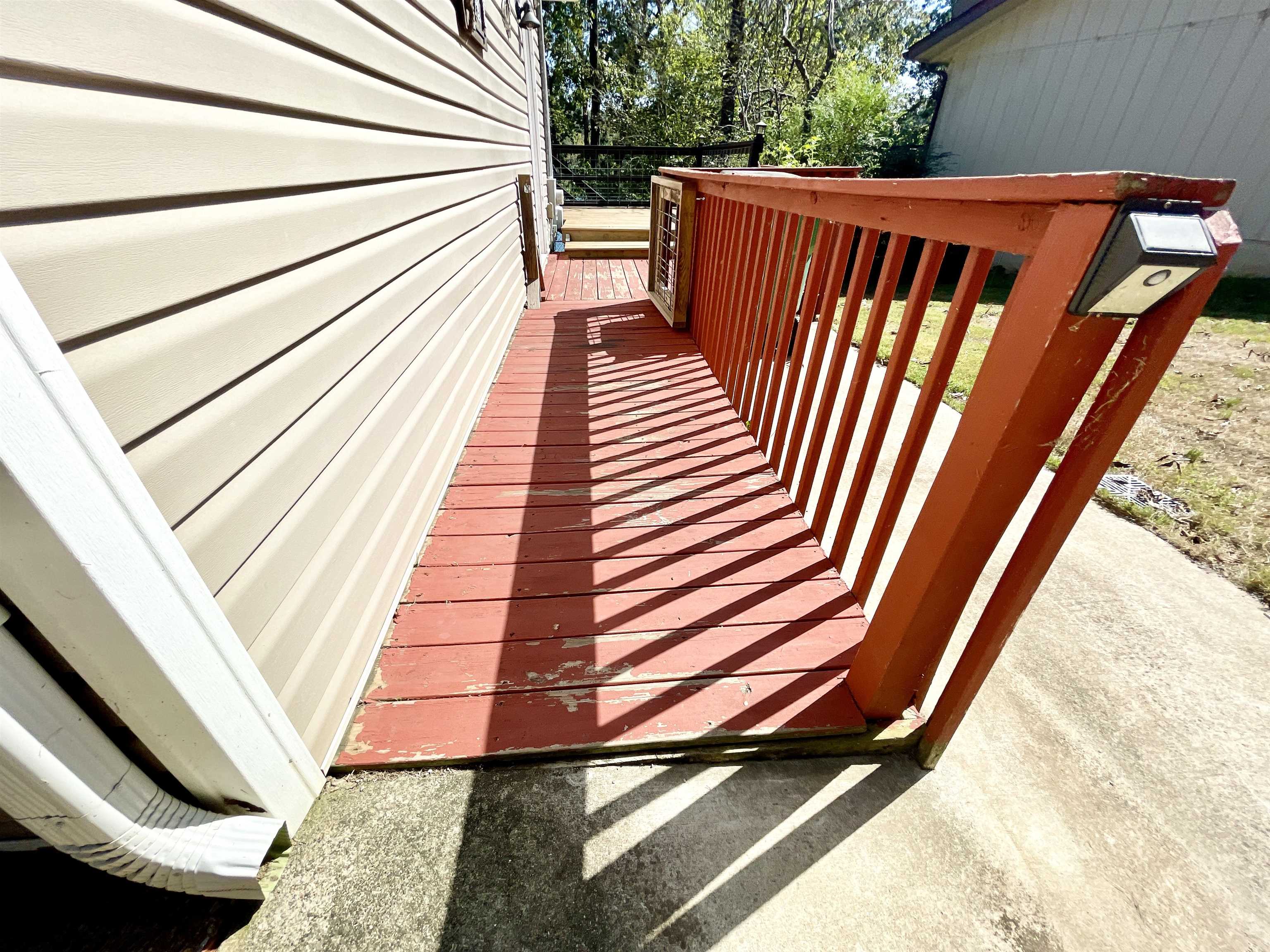 29 W Lakeshore Drive Cherokee Village, AR 72529