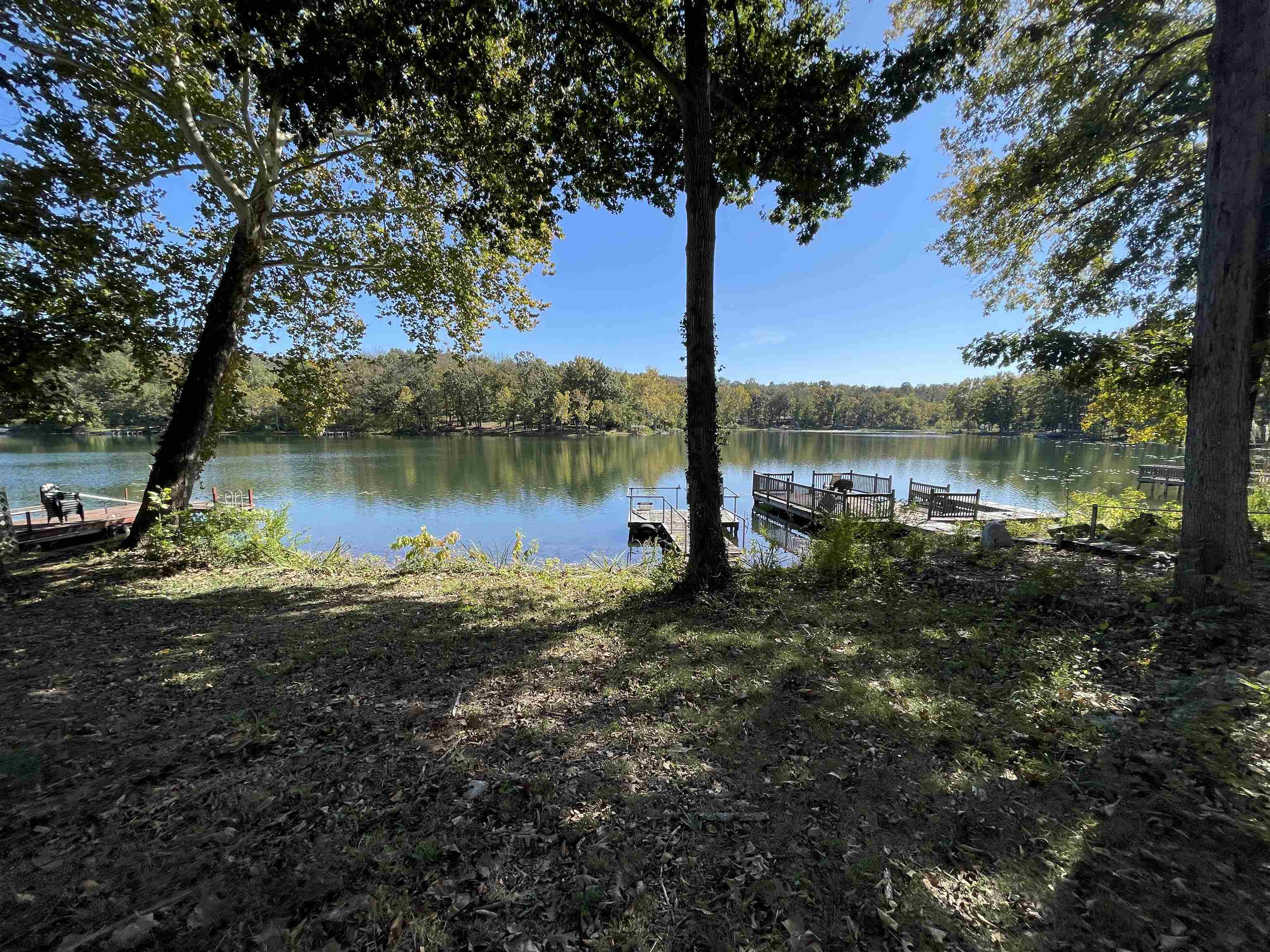 29 W Lakeshore Drive Cherokee Village, AR 72529