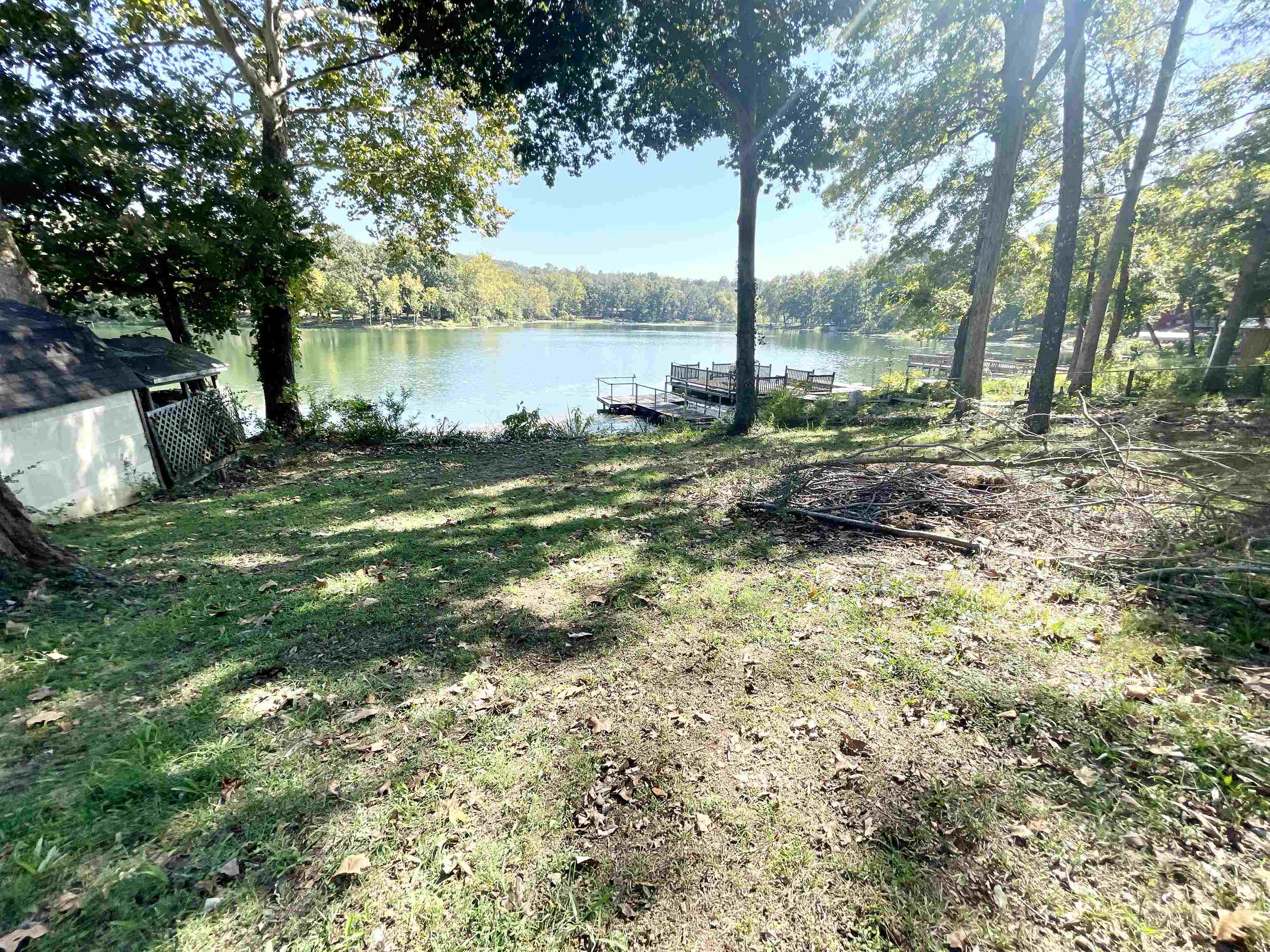 29 W Lakeshore Drive Cherokee Village, AR 72529