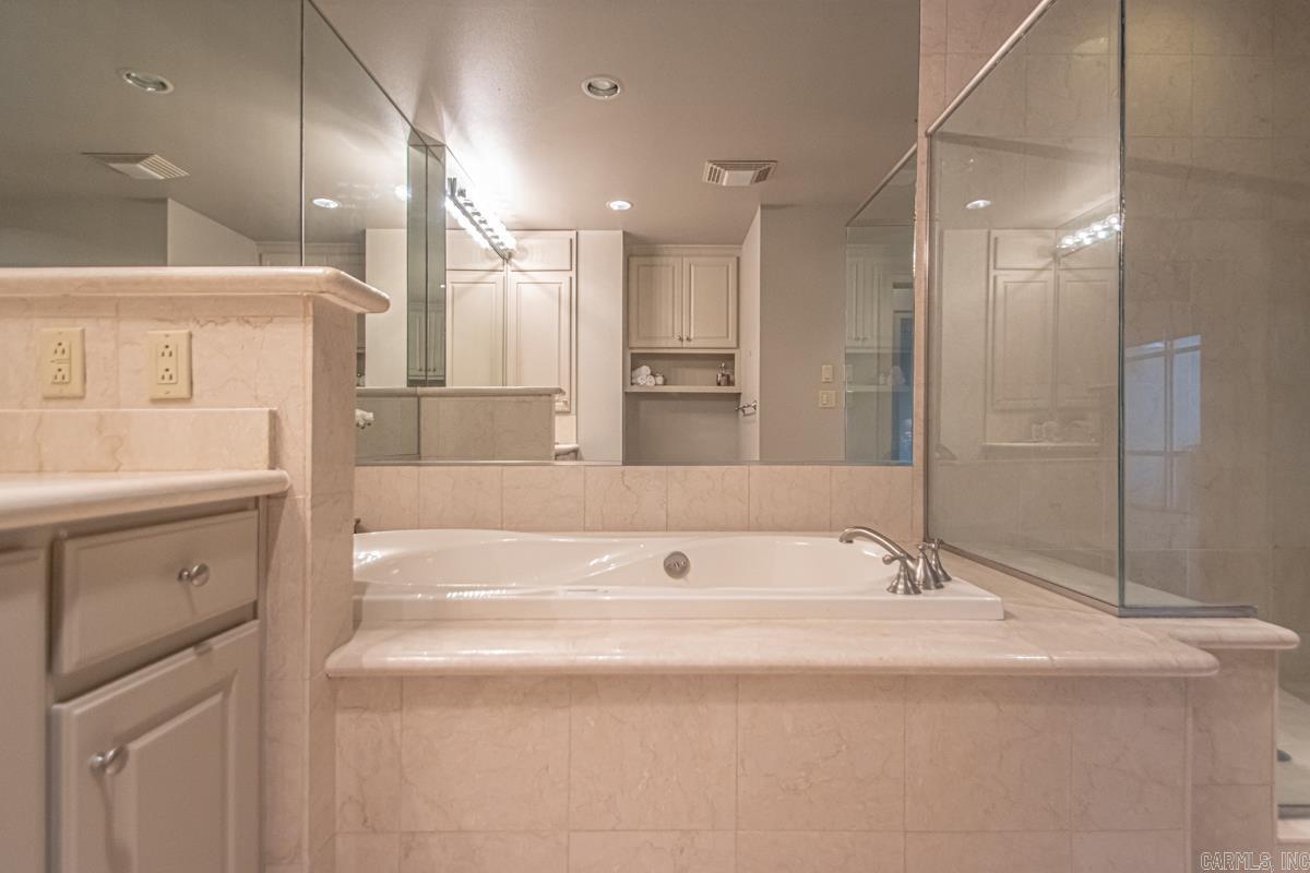 200 River Market Avenue Little Rock, AR 72201