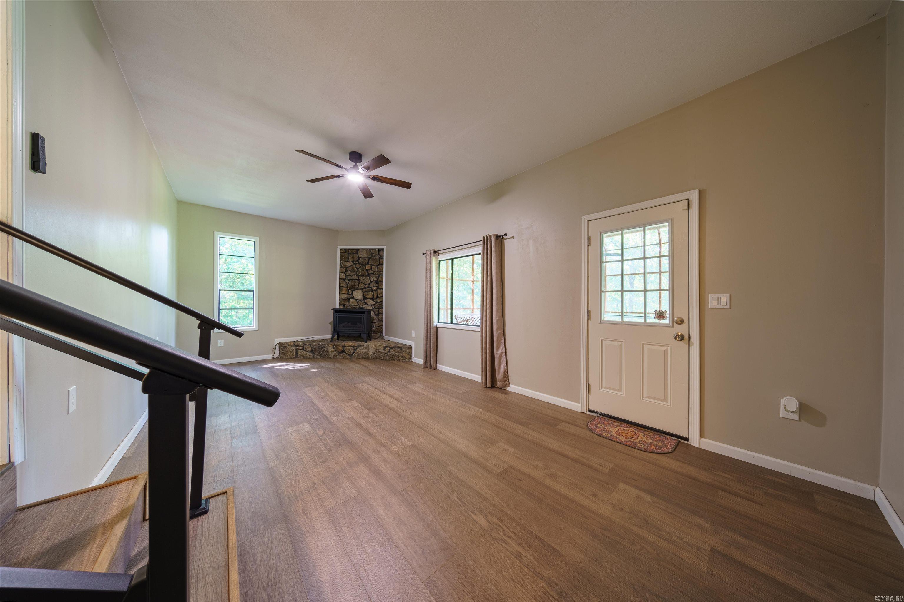 306 N Rainey Lane Cave City, AR 72521