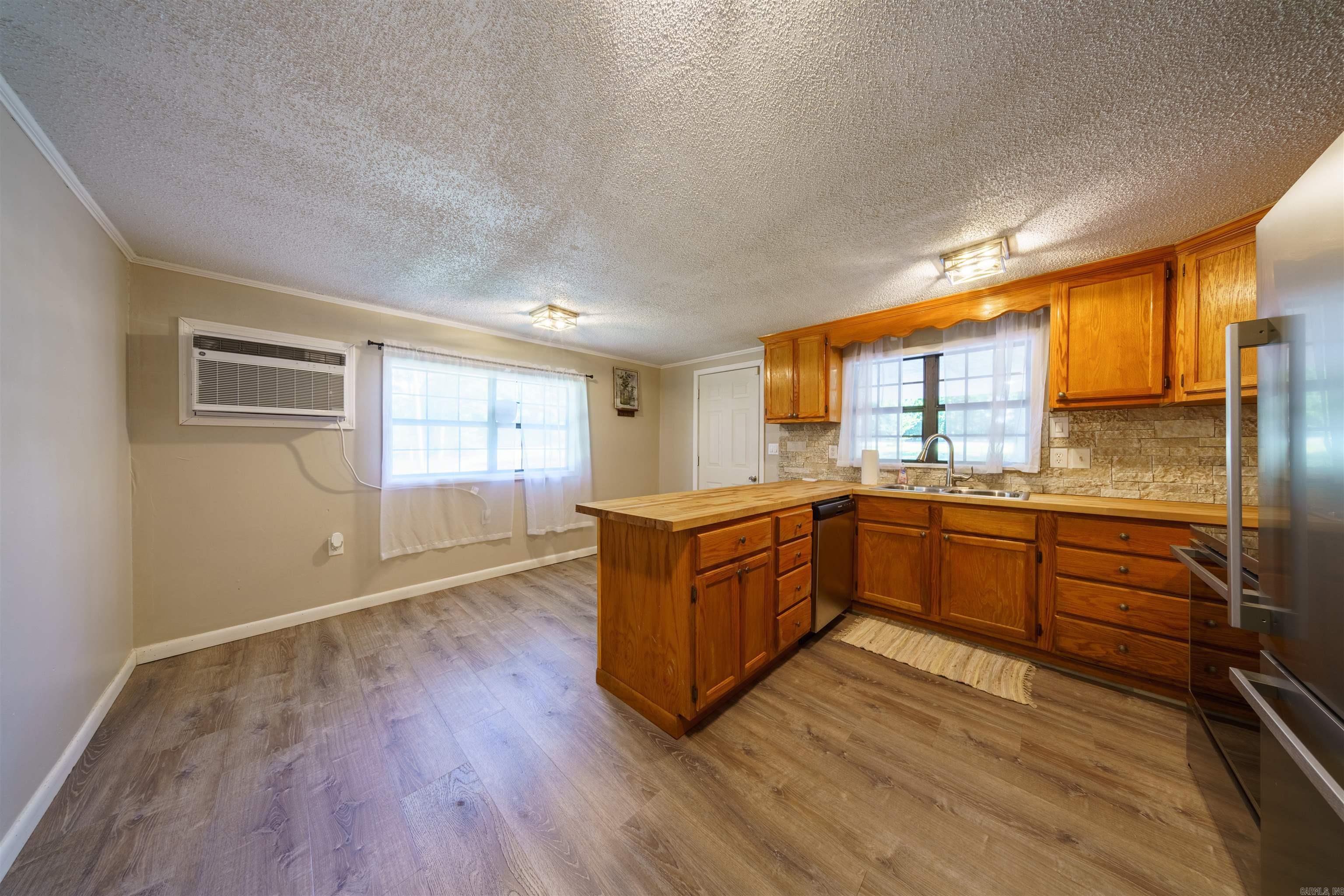 306 N Rainey Lane Cave City, AR 72521