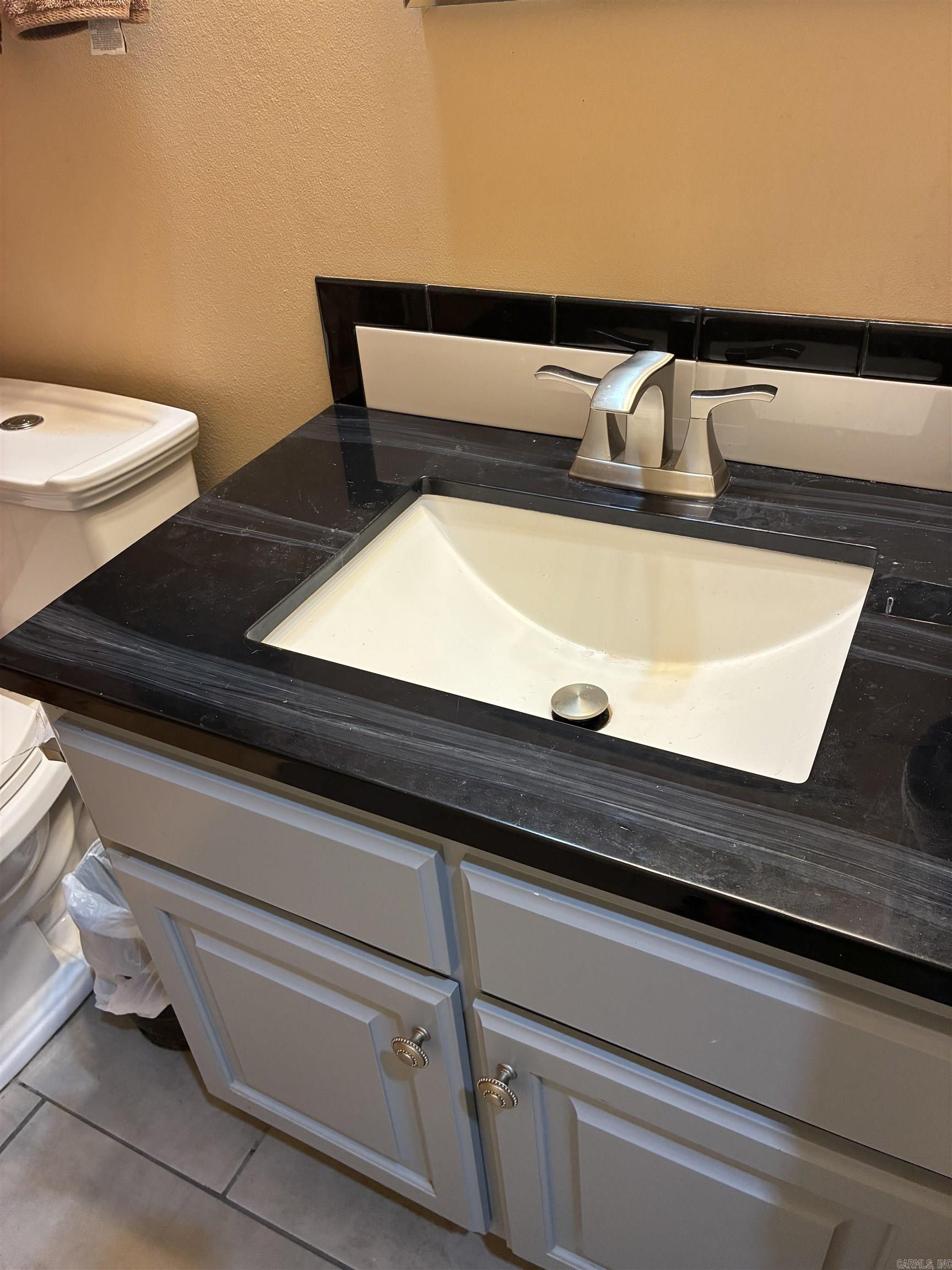 78 Garden Oaks Drive Maumelle, AR 72113