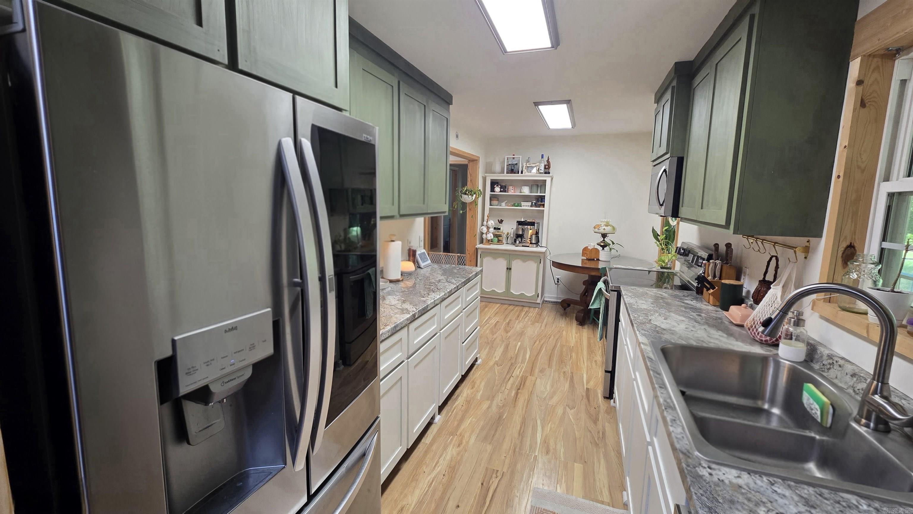 923 Cole Dr. Jacksonville, AR 72076