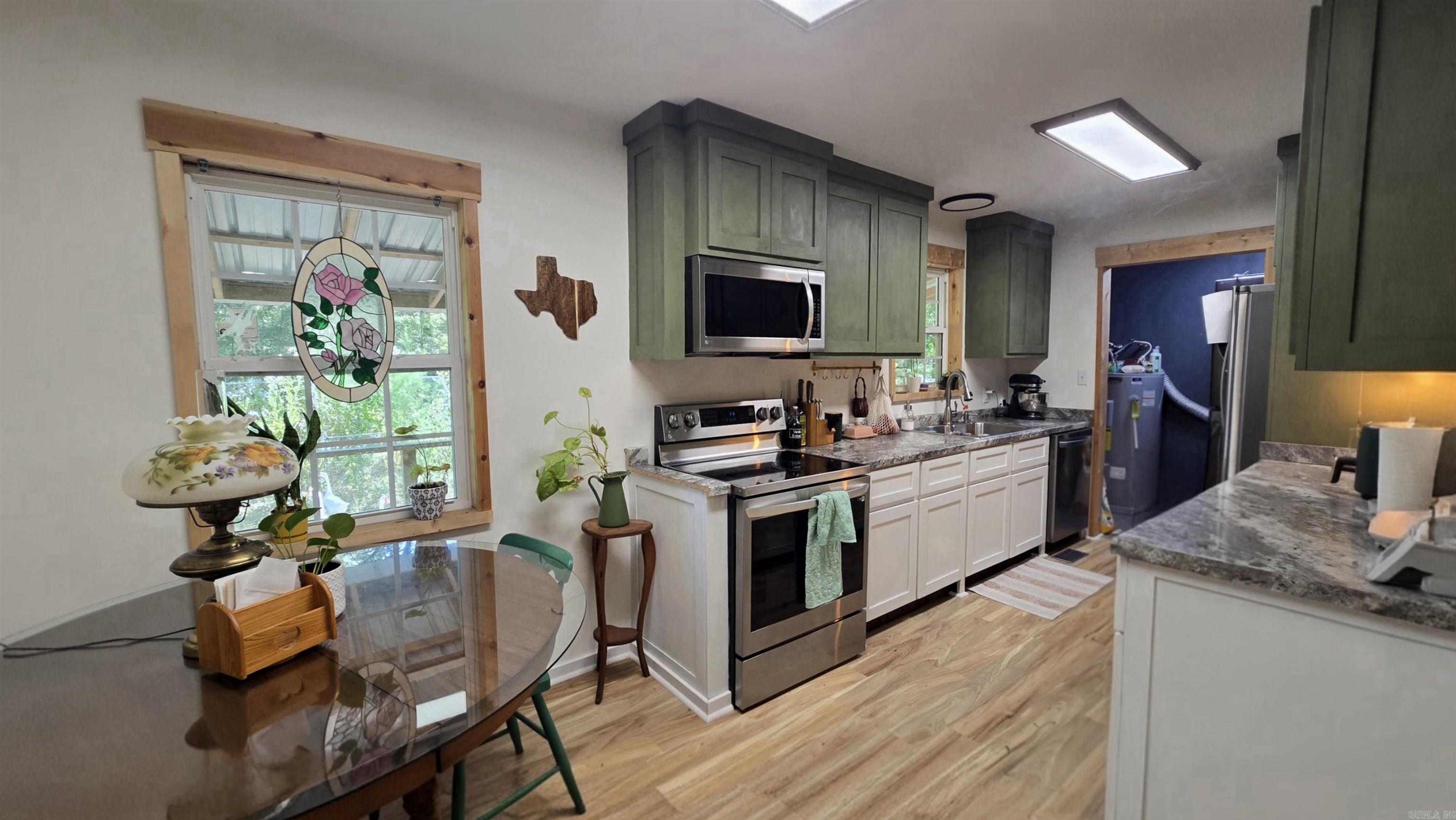 923 Cole Dr. Jacksonville, AR 72076