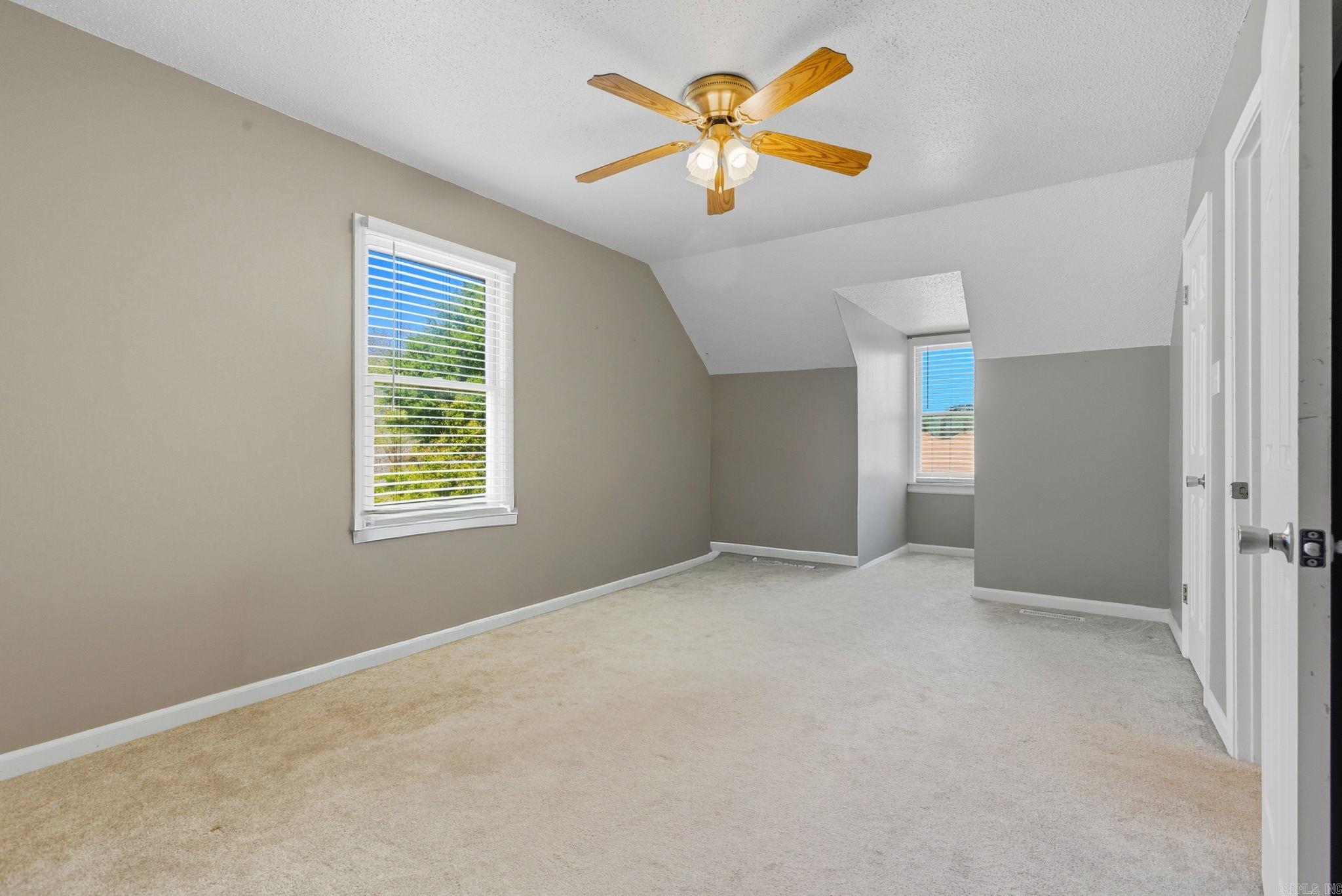 14 White Oak  Searcy, AR