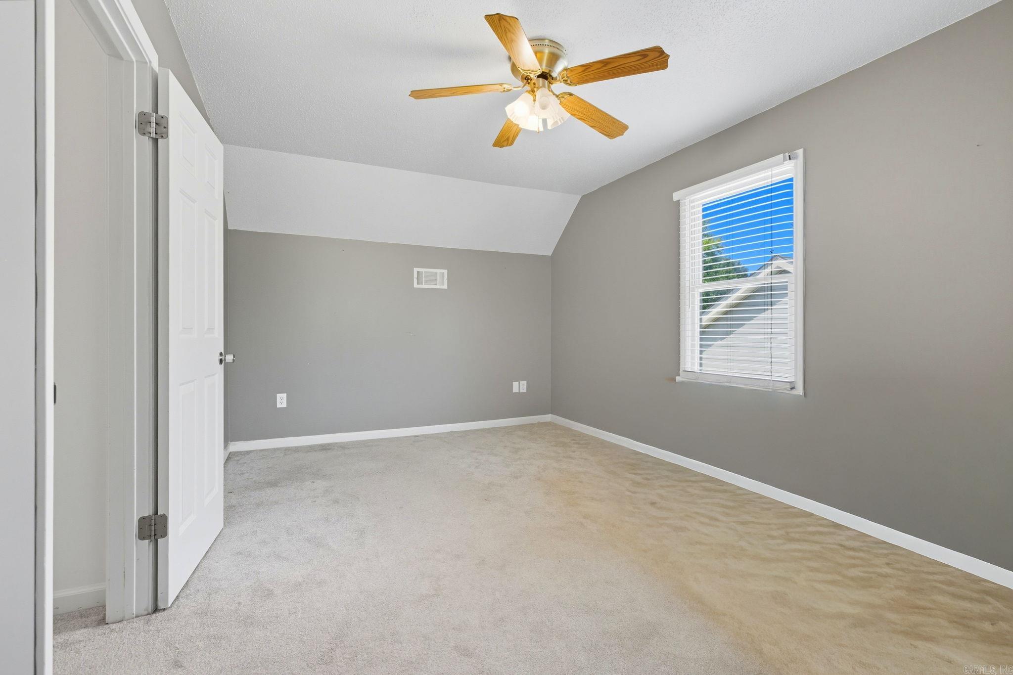 14 White Oak  Searcy, AR