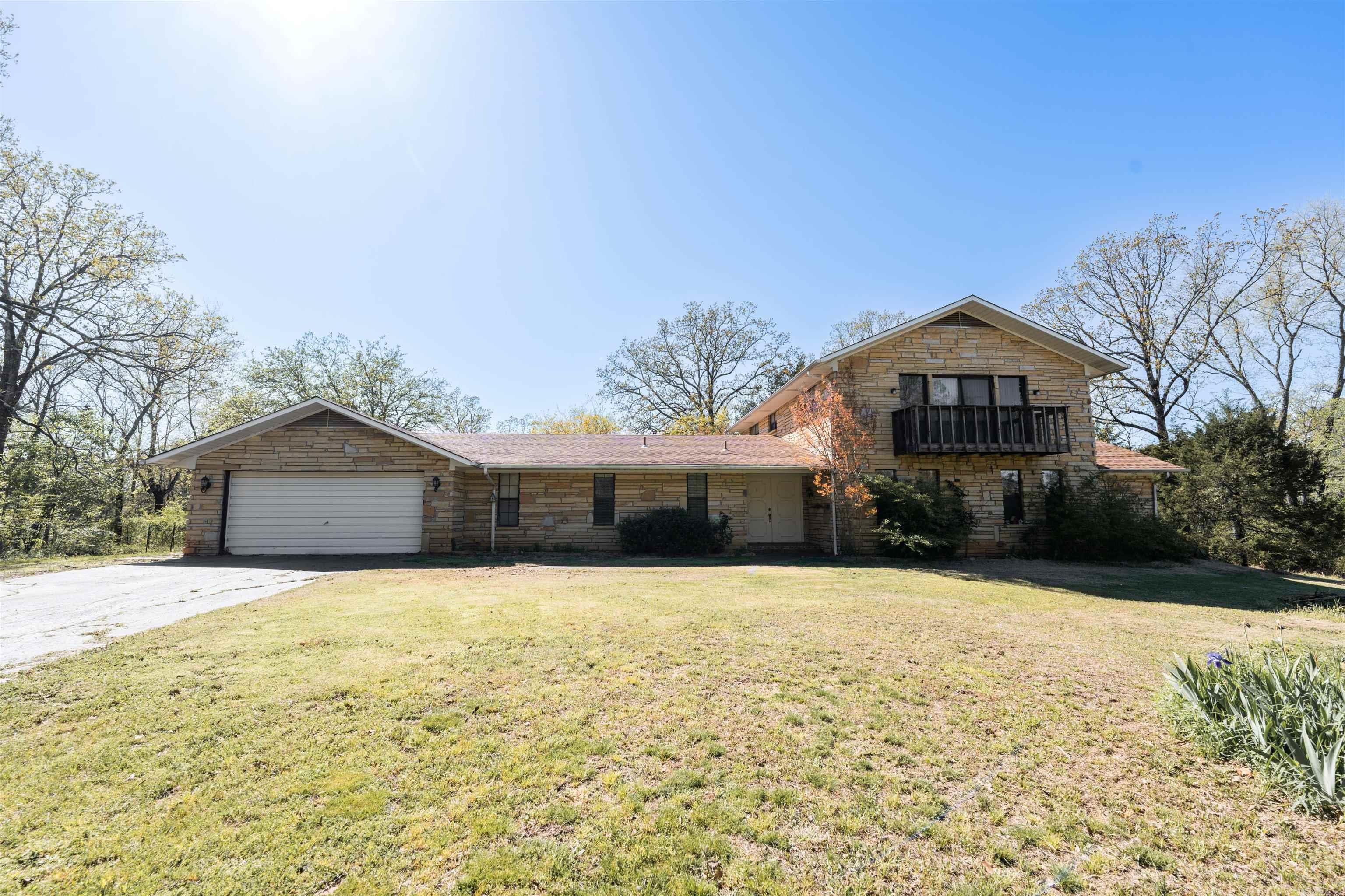 81  Happy Valley  Conway, AR