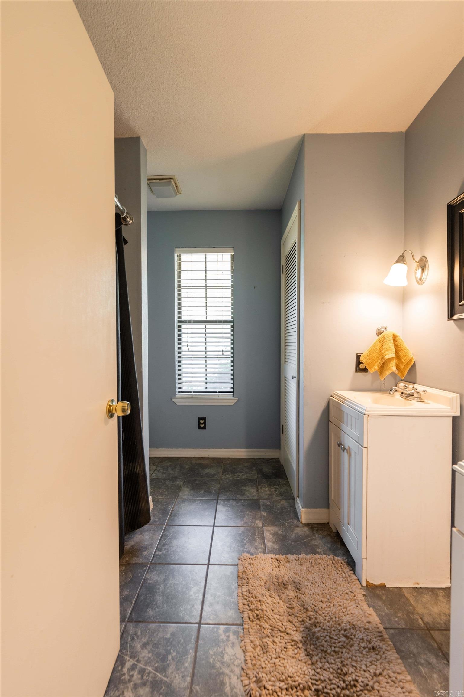 81 Happy Valley  Conway, AR