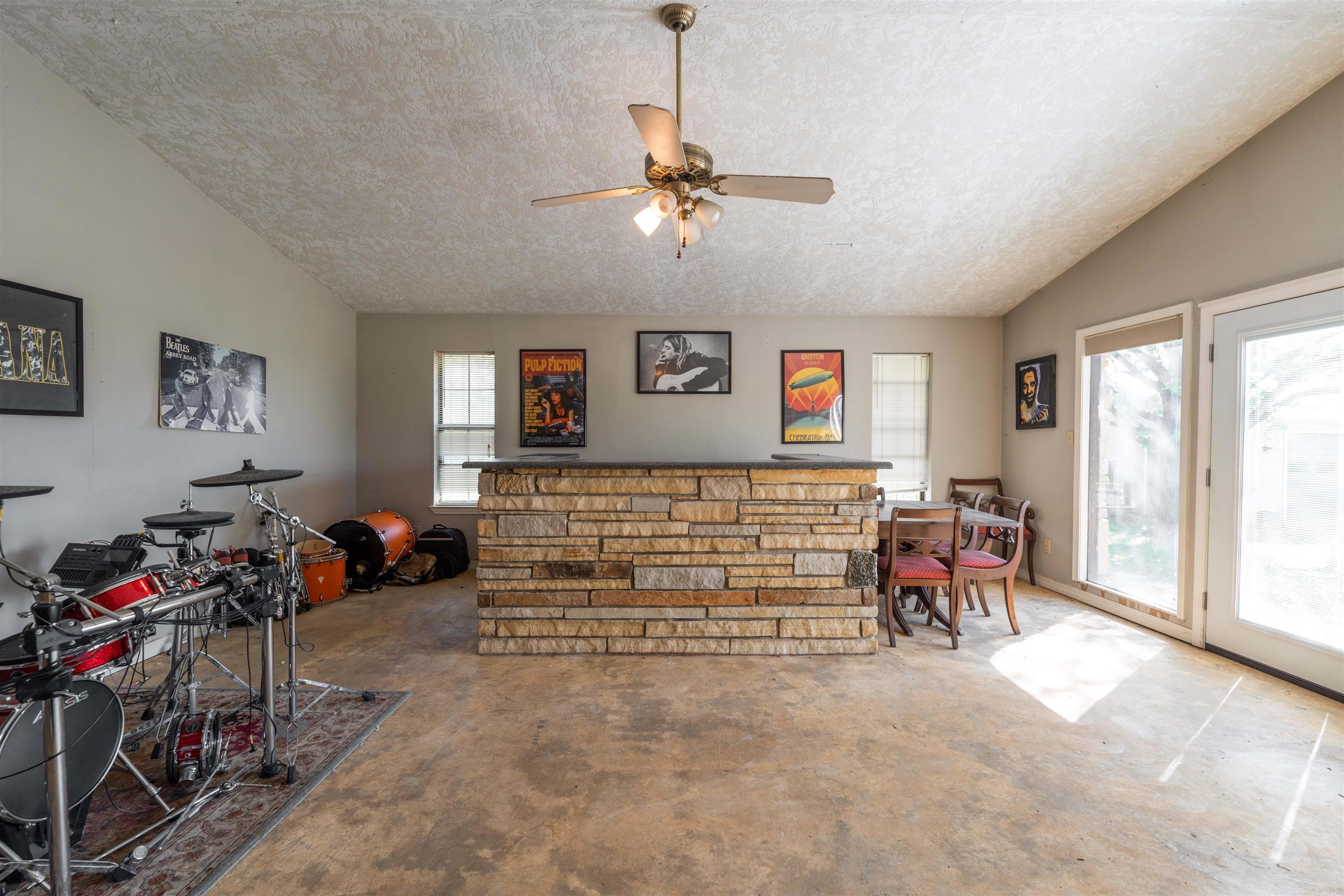 81 Happy Valley  Conway, AR