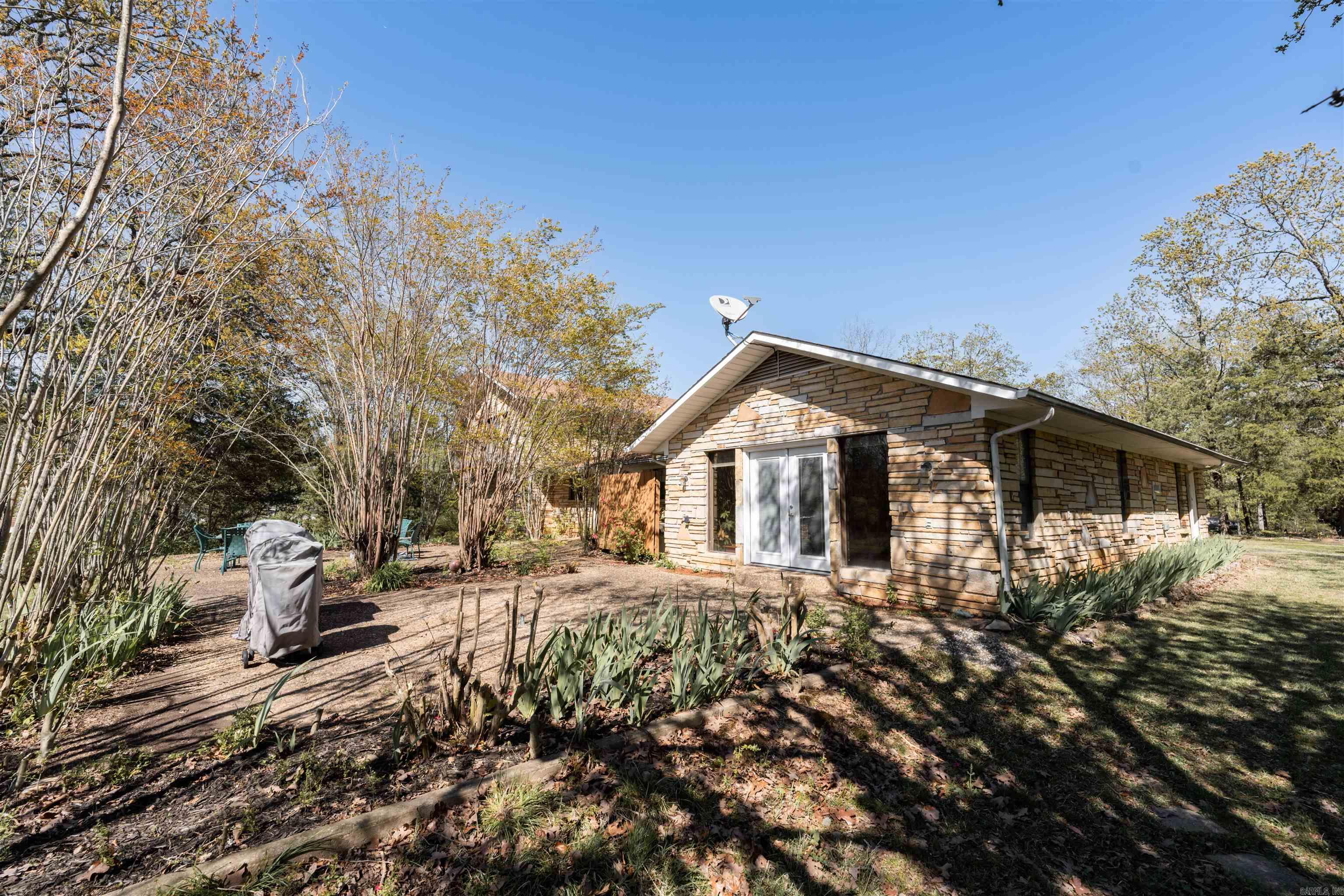 81 Happy Valley  Conway, AR